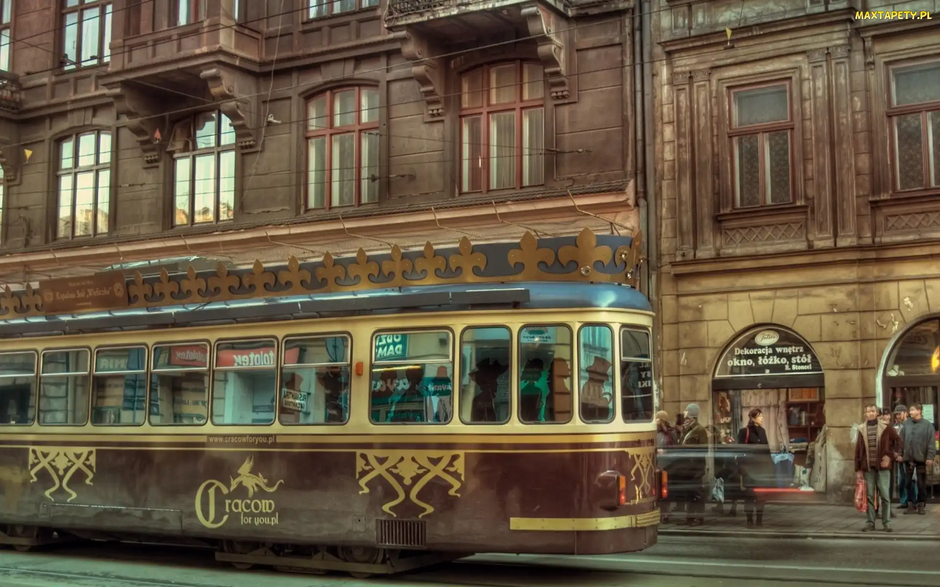 Ludzie, Budynki, Tramwaj, Ulica