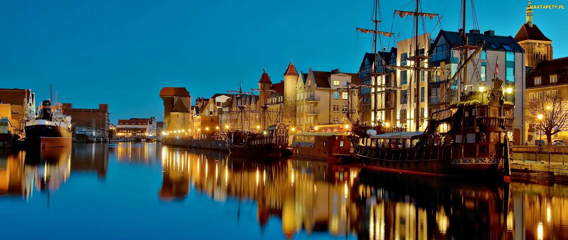 Gdańsk, Miasta, Statki, Nocą, Fragment, Motława, Kamieniczki, Zabytkowy, Żuraw