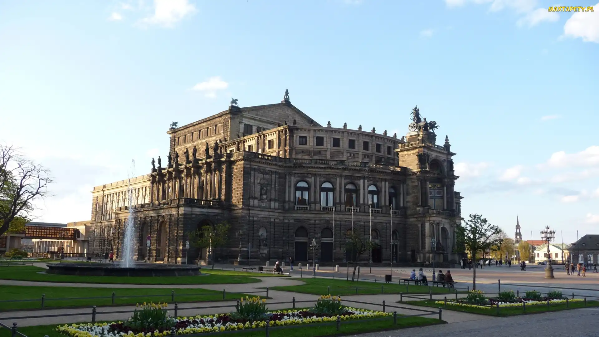Drezno, Klomby, Fontanna, Opera Semperoper, Niemcy