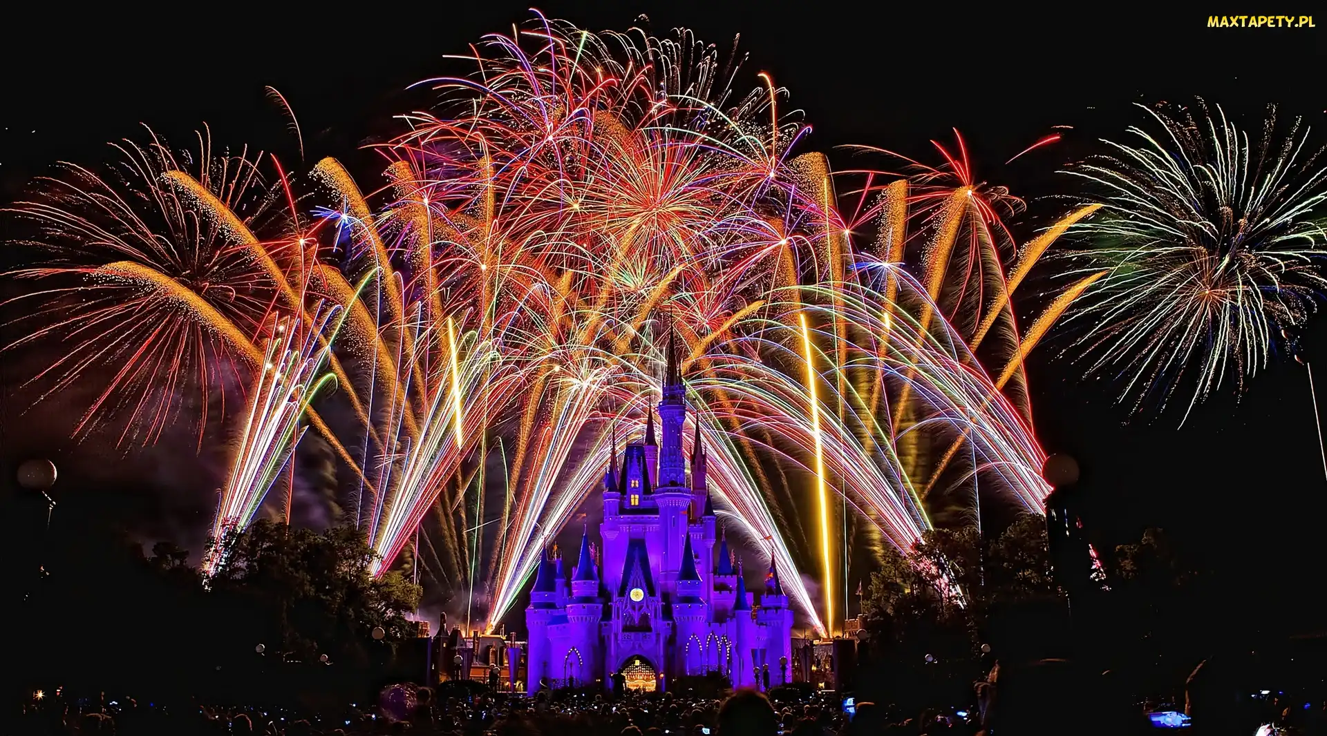 Nocą, Paryż, Disneyland, Fajerwerki