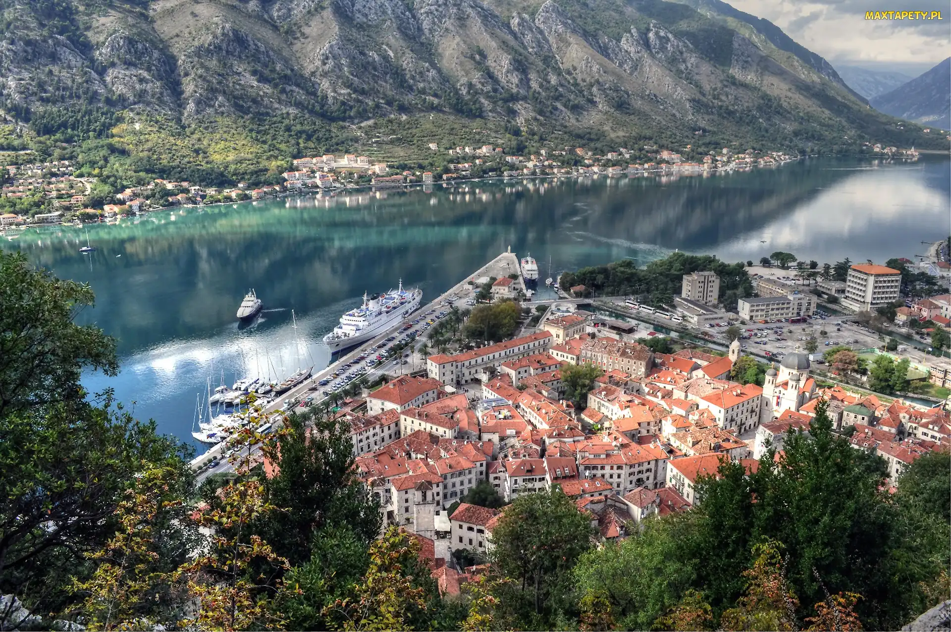 Kotor, Statki, Miasto, Góry, Czarnogóra