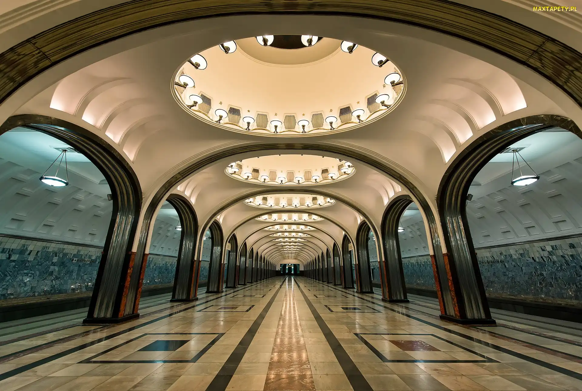 Metro, Peron, Moskwa