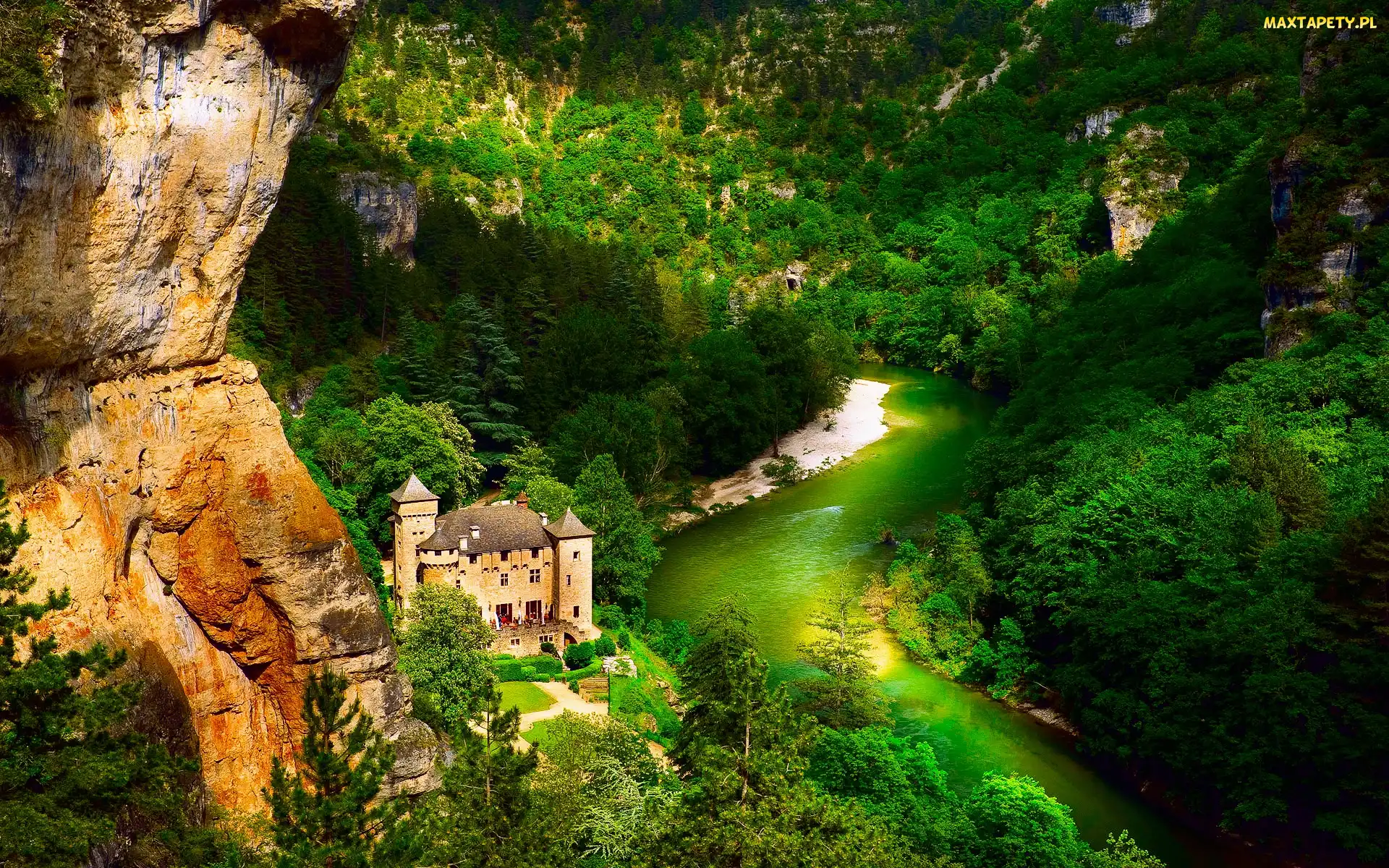Zamek, Rzeka, Góry, Las
