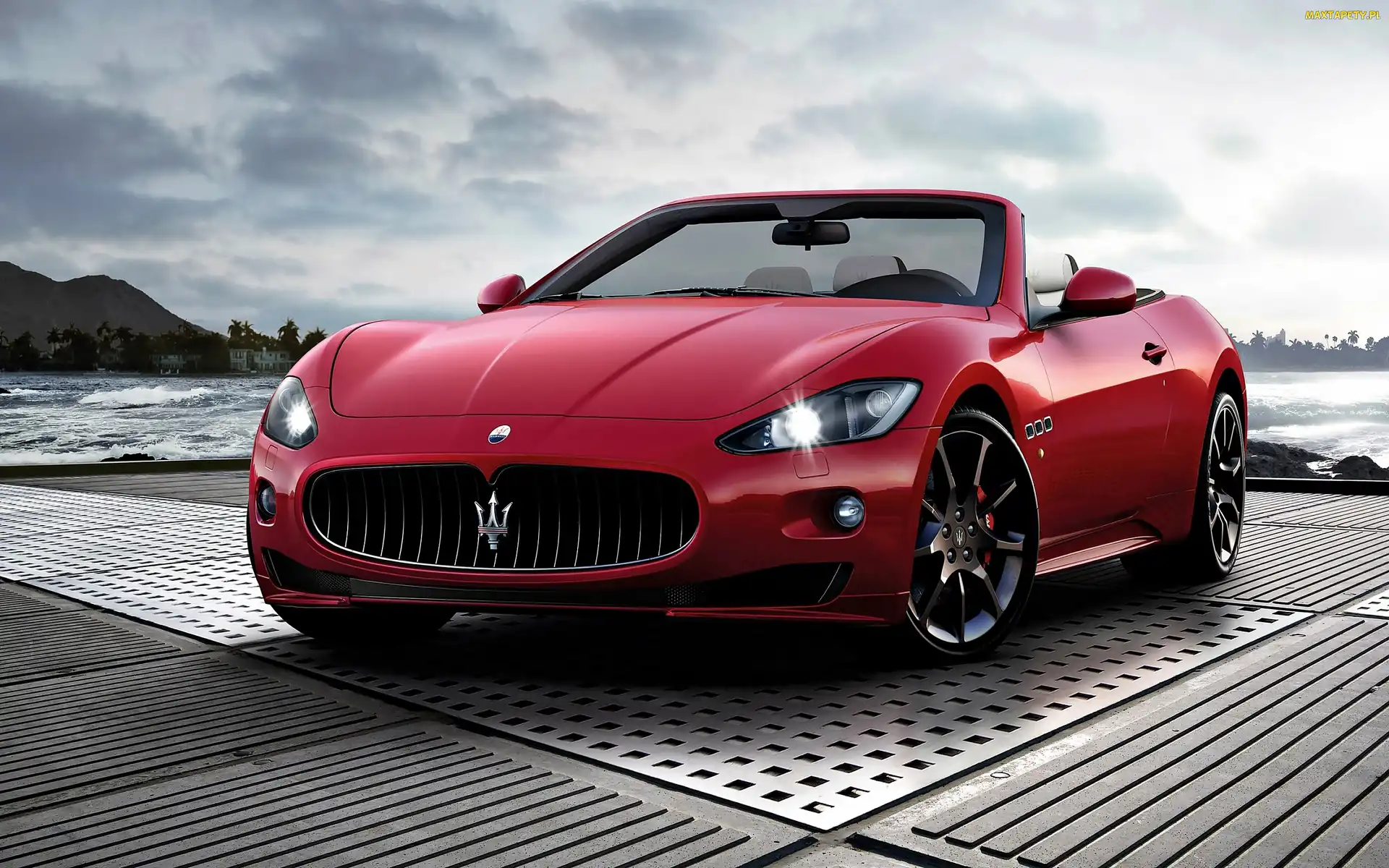 Gran Cabrio, Czerwony, Maserati