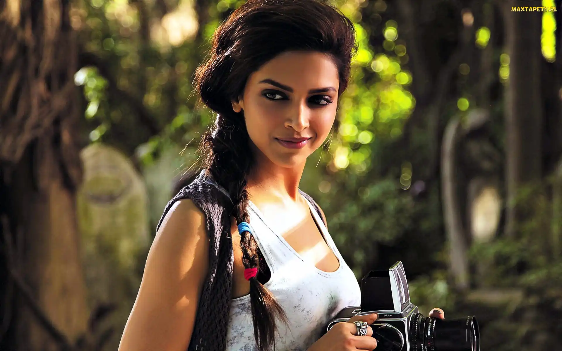Deepika Padukone, Aparat