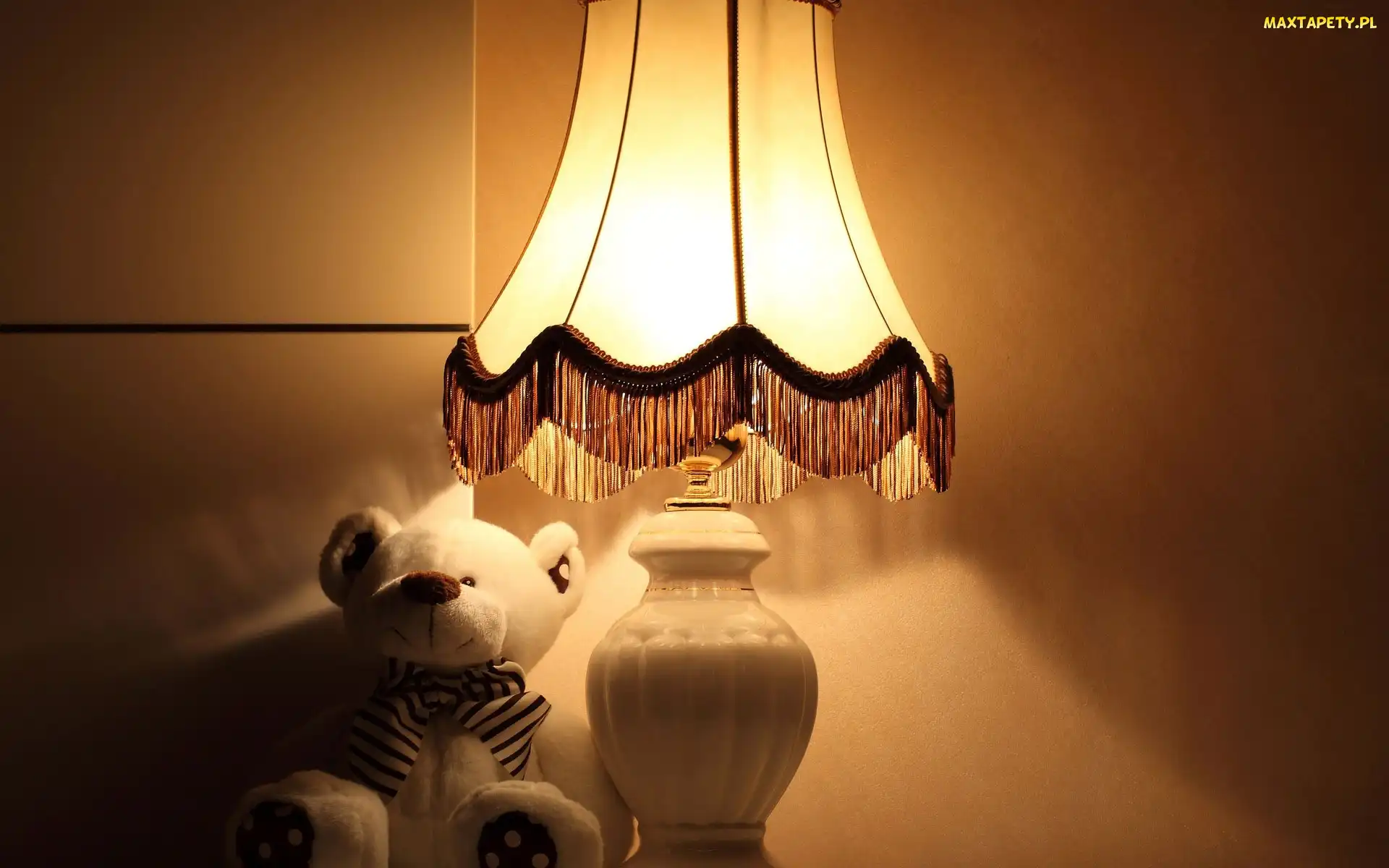 Miś, Lampa