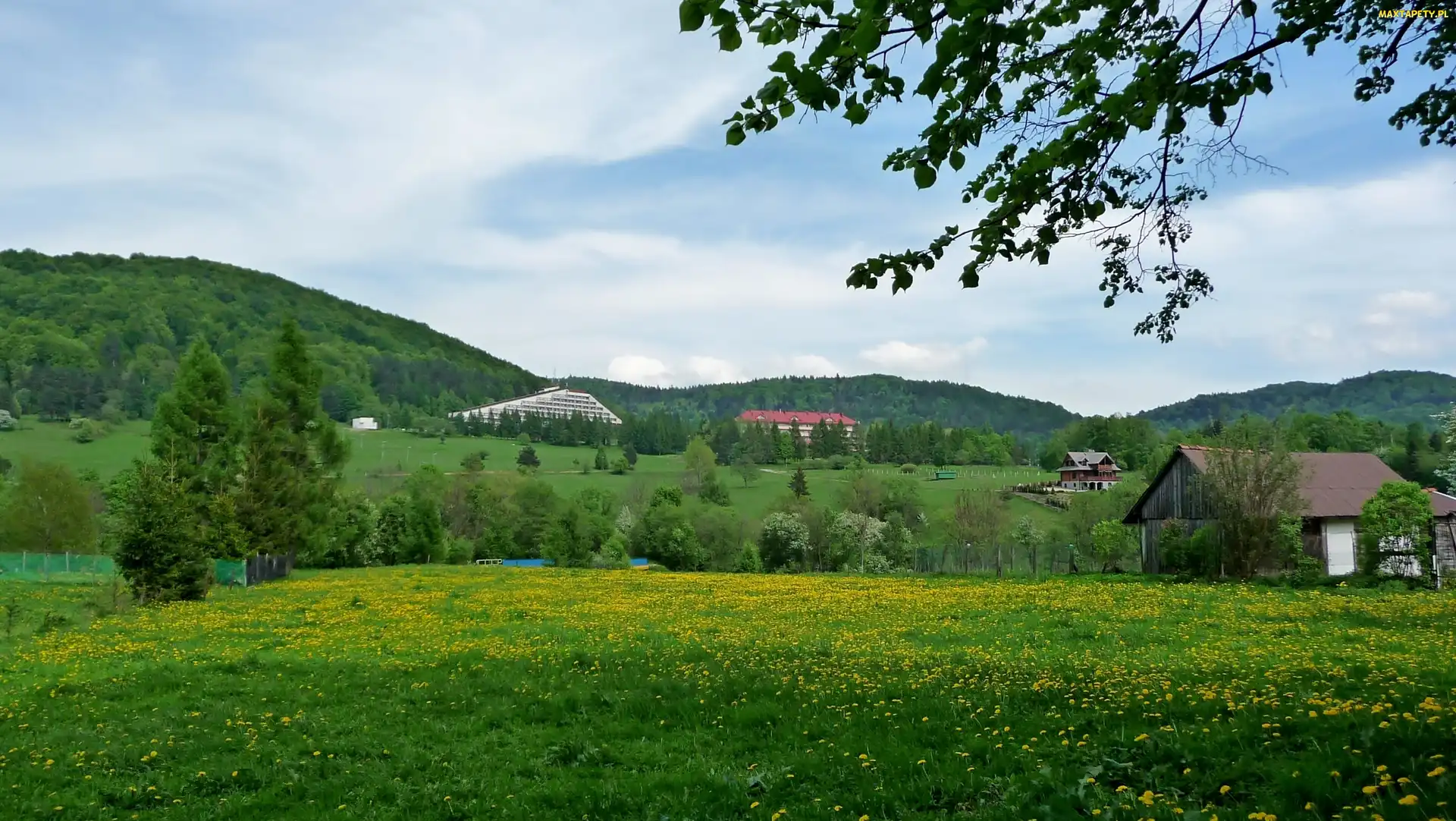 Wzgórza, Hotel, Wiosenne klimaty