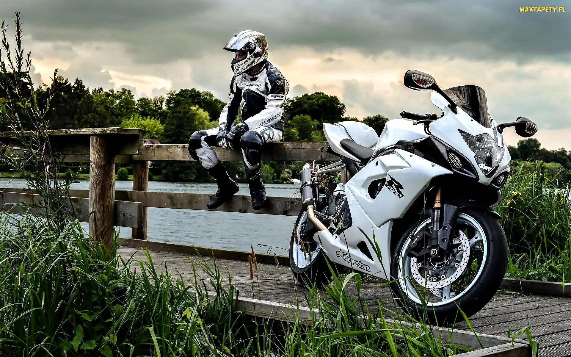 Zieleń, Most, Suzuki, Motocykl, GSX-R 1000, Motocyklista