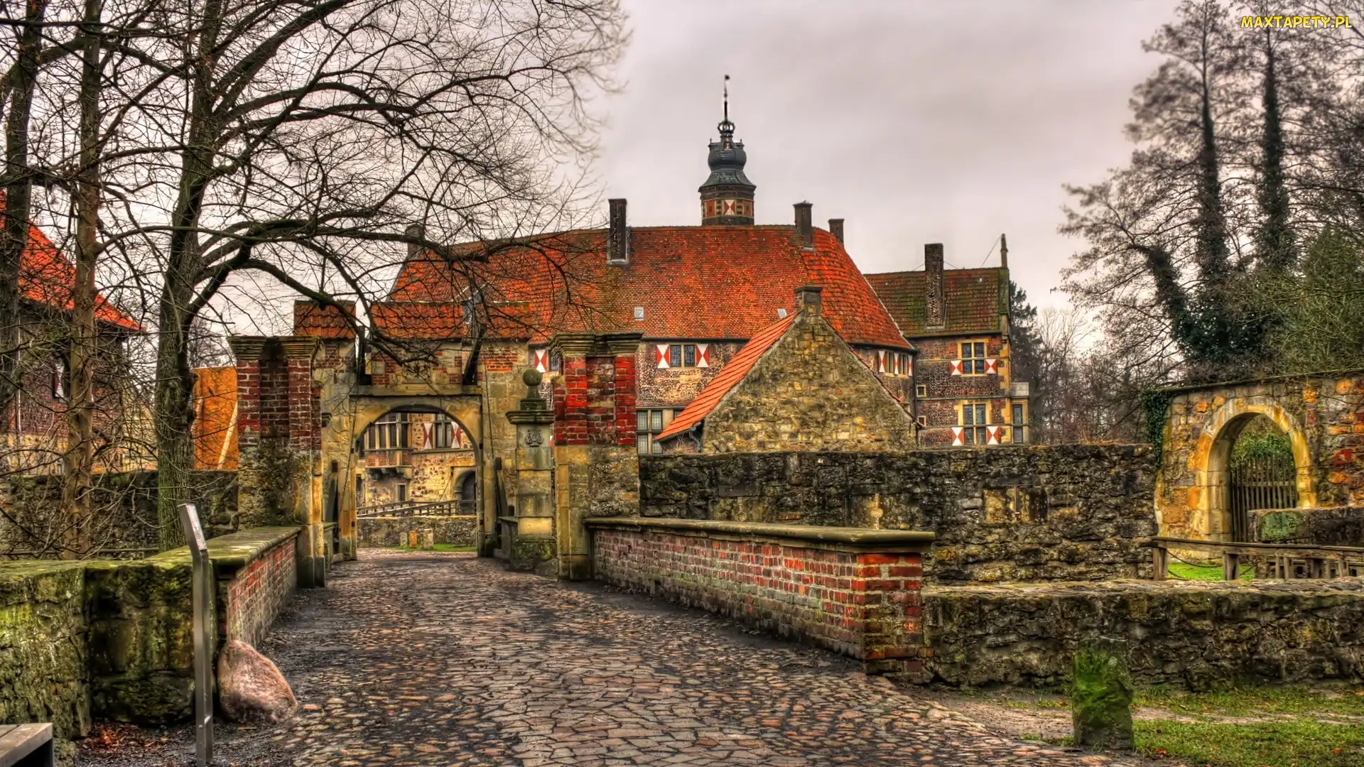 Burgvischering, Niemcy, Zamek
