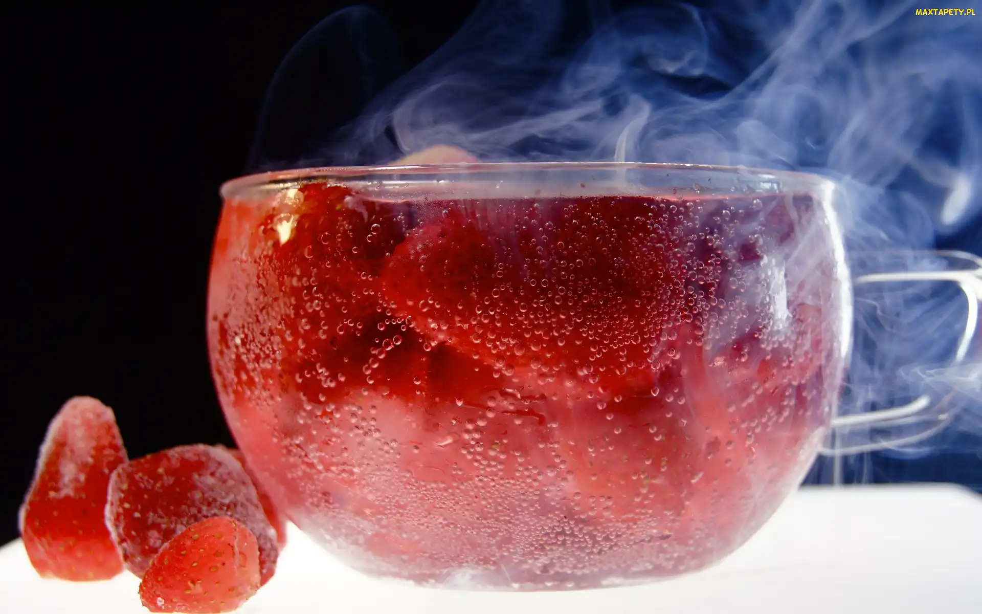 Kubek, Truskawki, Kompot