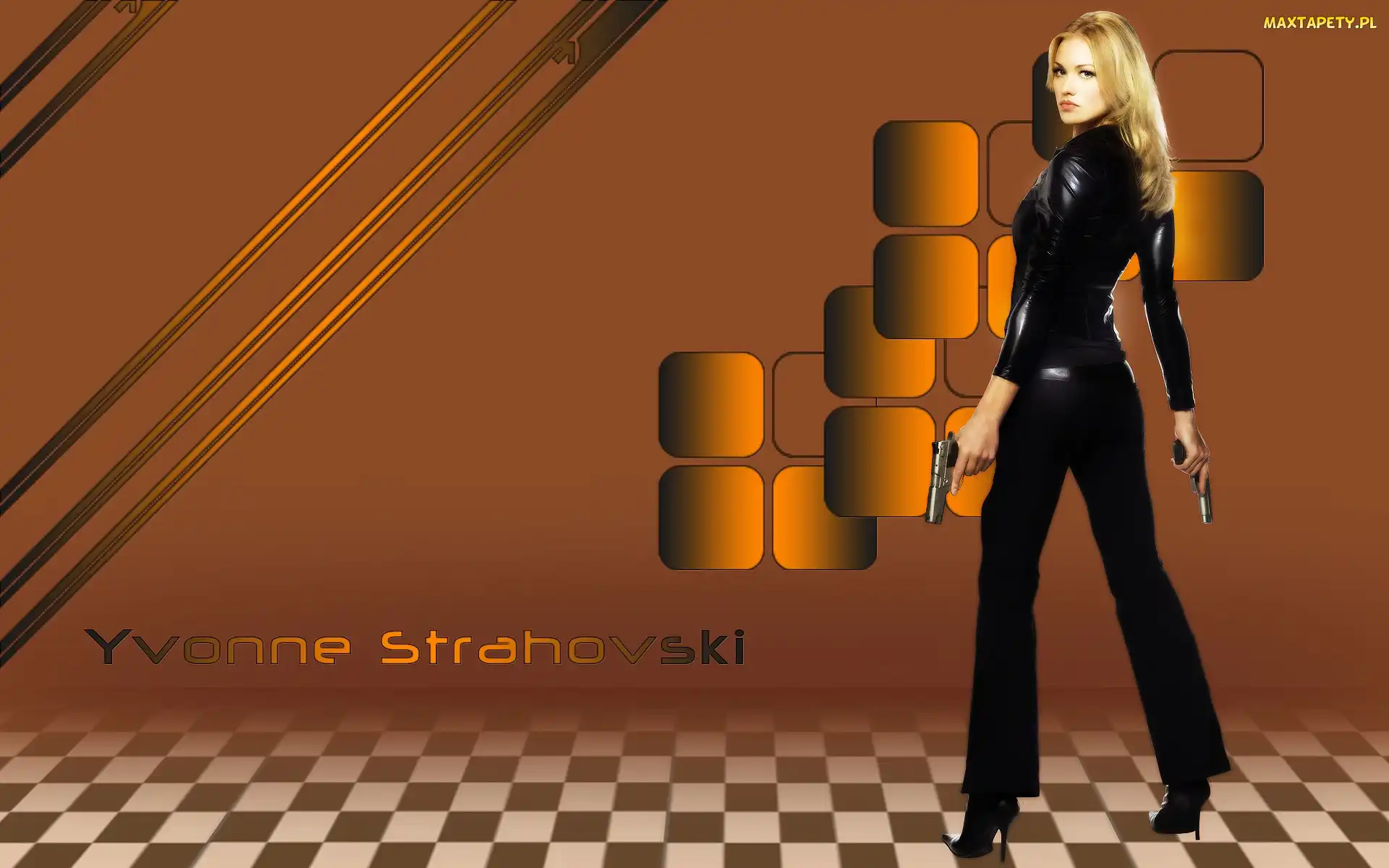 Broń, Szpilki, Yvonne Strahovski, Makijaż
, Napis, Kobieta, Blondynka