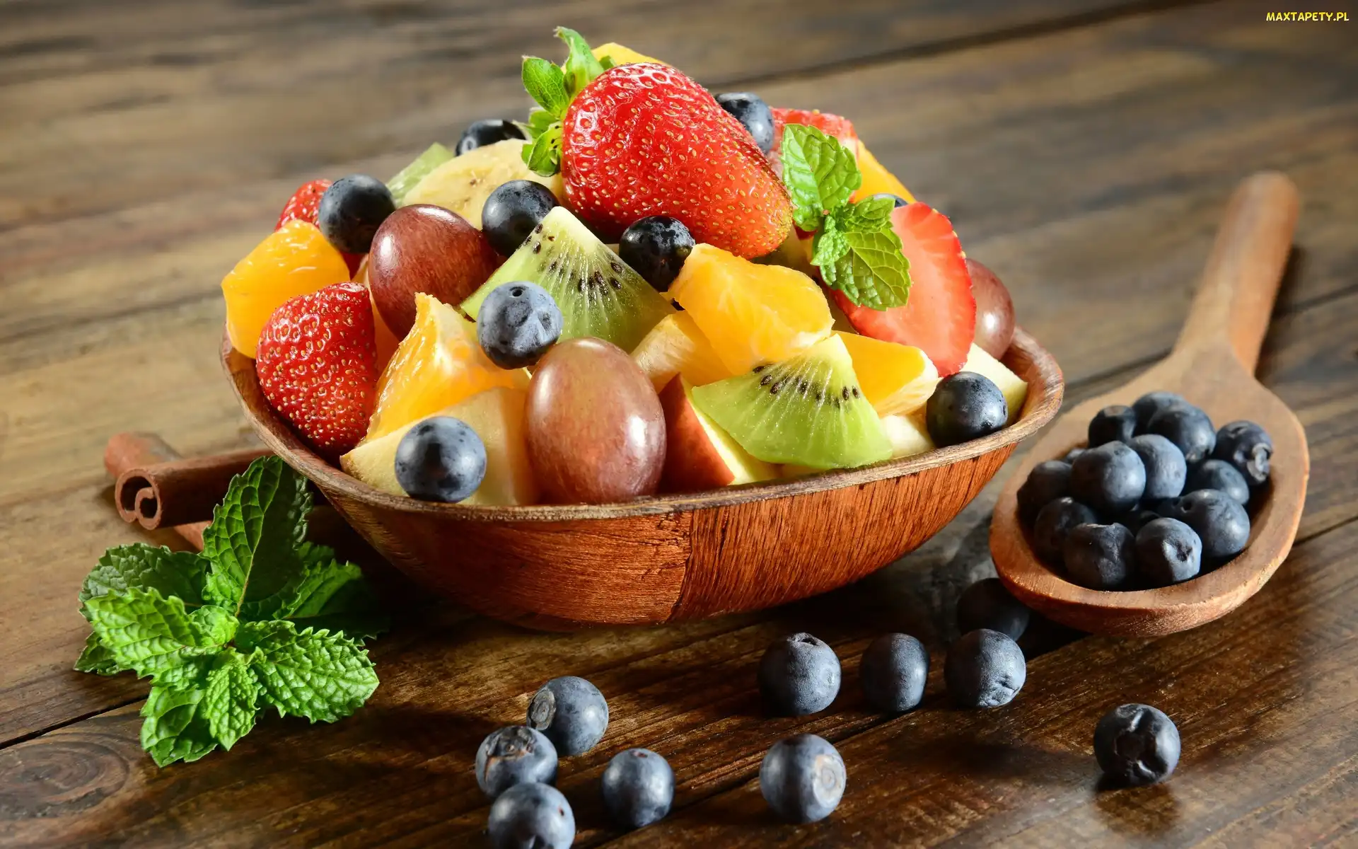 Łyżka, Pomarańcza, Kiwi, Miska, Kawałki, Owoce, Truskawka, Borówka, Różne, Ananas