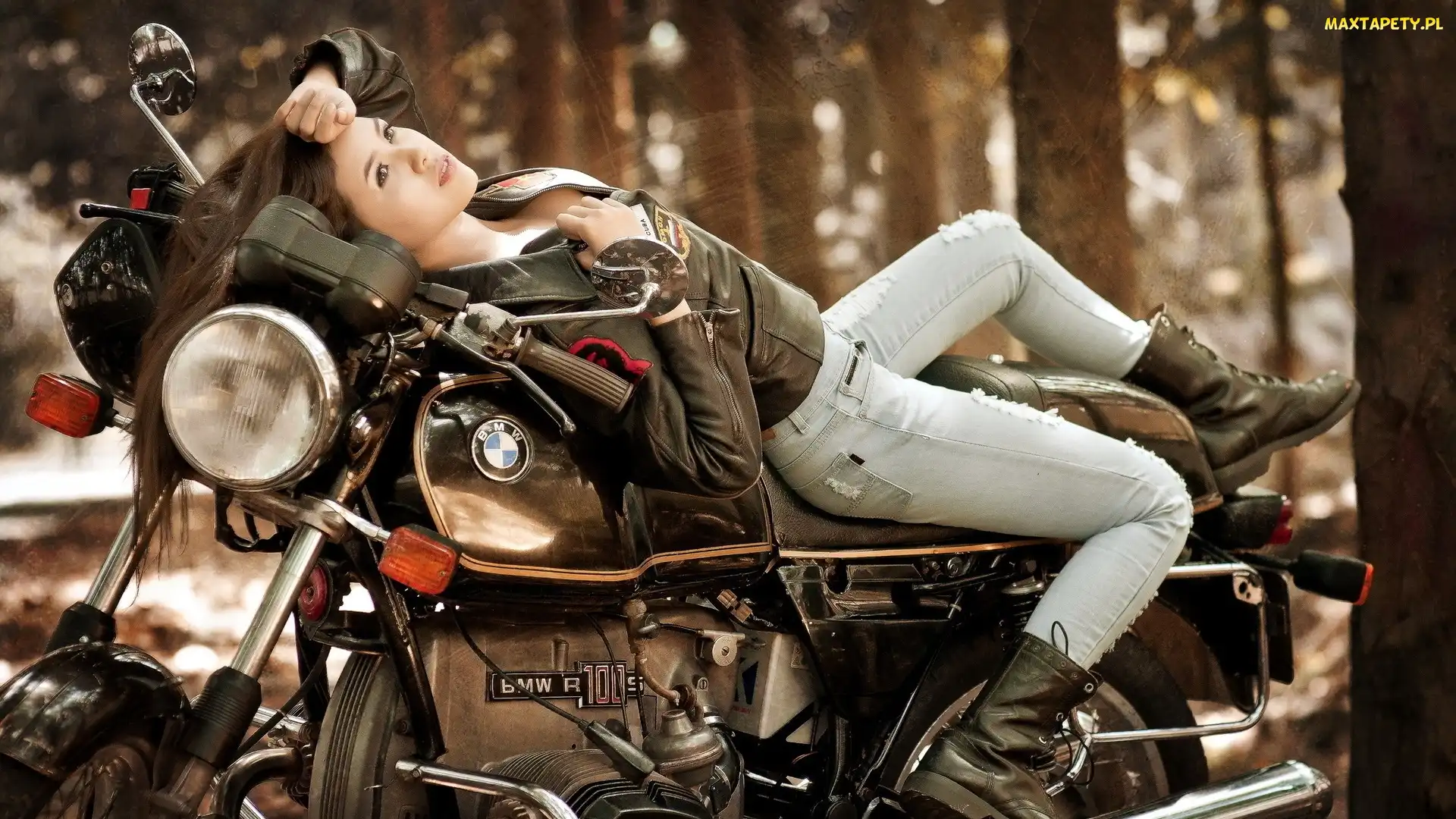 Brunetka, Dziewczyna, Motor, BMW
