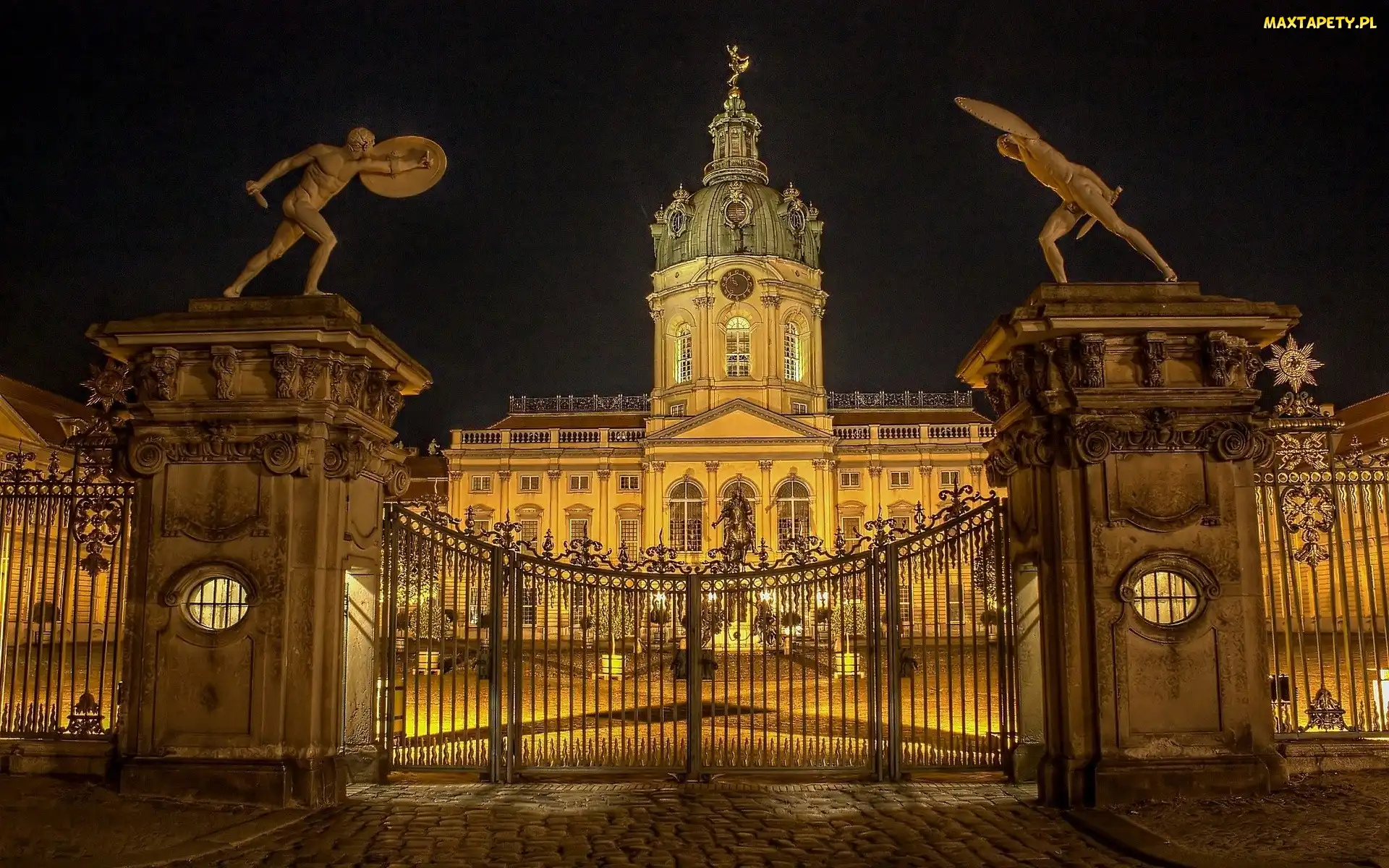 Nocą, Berlin, Pałac, Charlottenburg