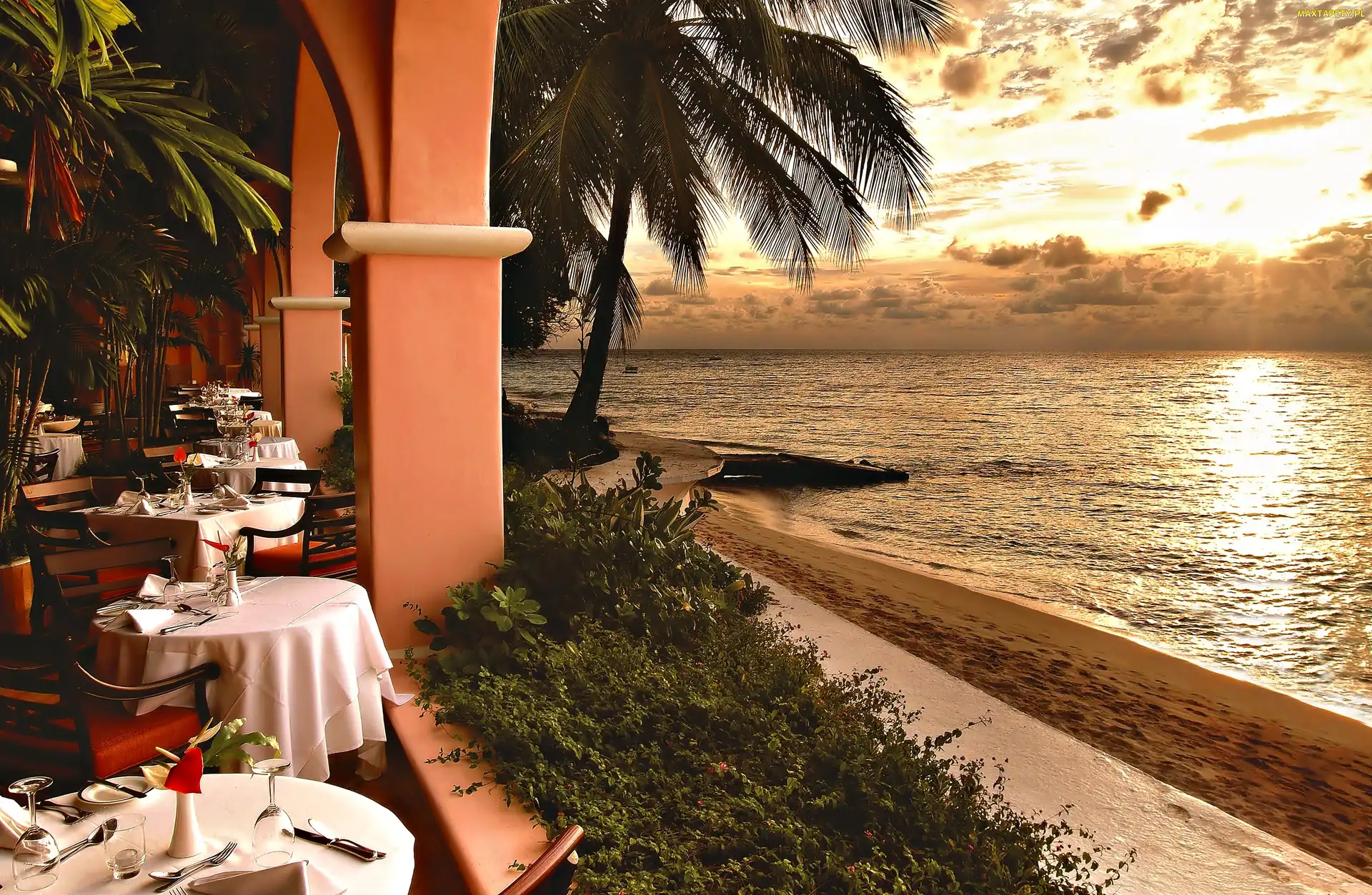 Morze, Wschód Słońca, Poranek, Plaża, Hotelowa Restauracja