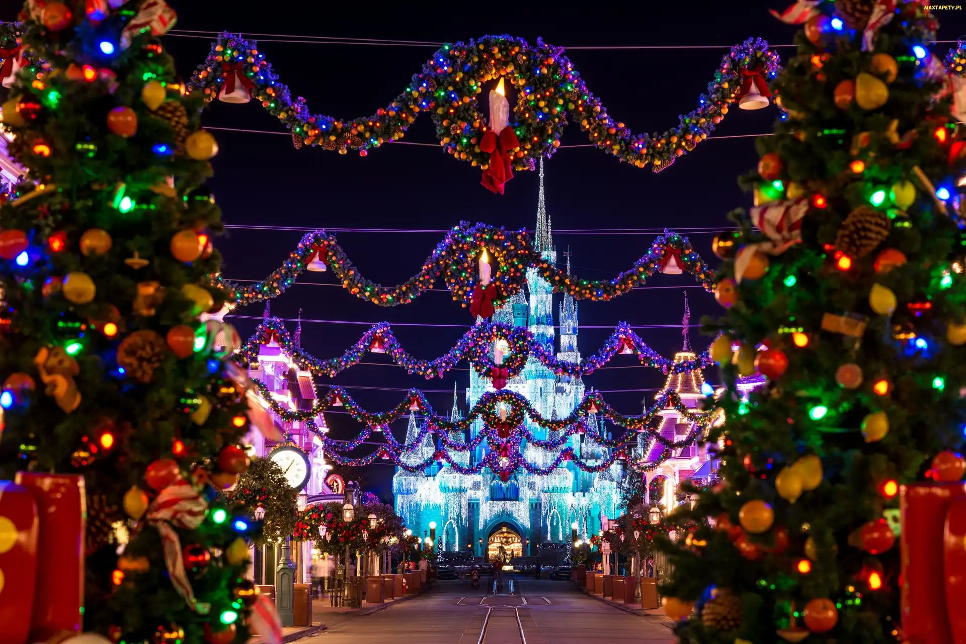 Disneyland, Miasto Nocą, Świąteczny Wystrój, Zamek