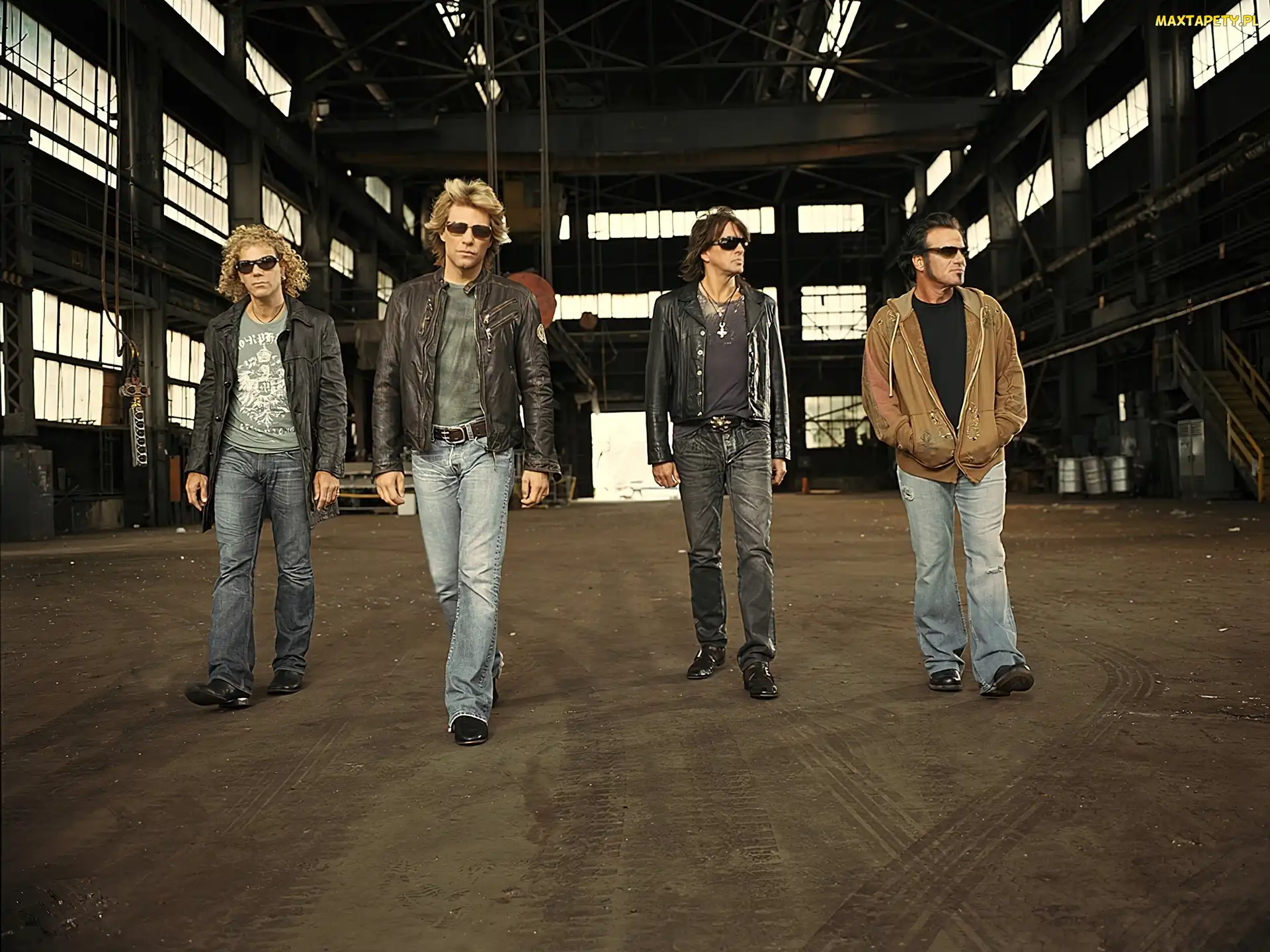 zespól , hangar, Bon Jovi