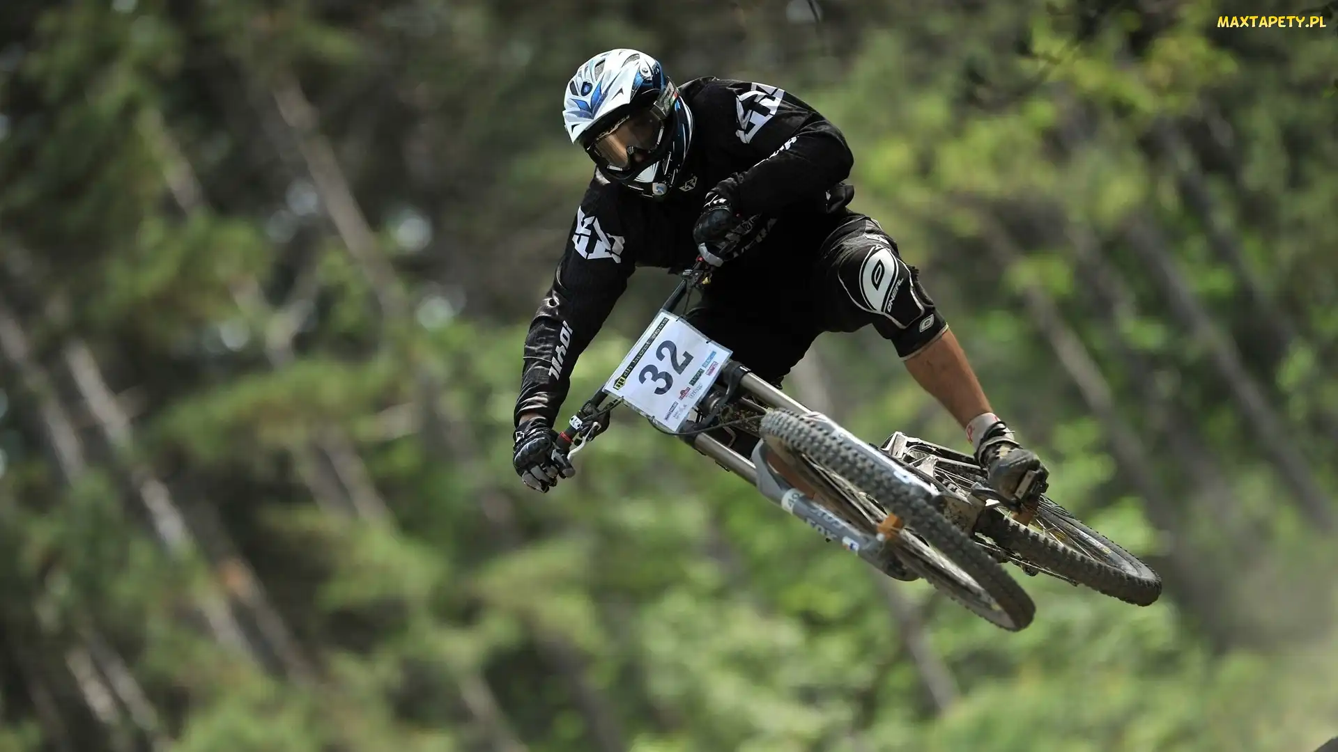 Górskie, Downhill, Kolarstwo