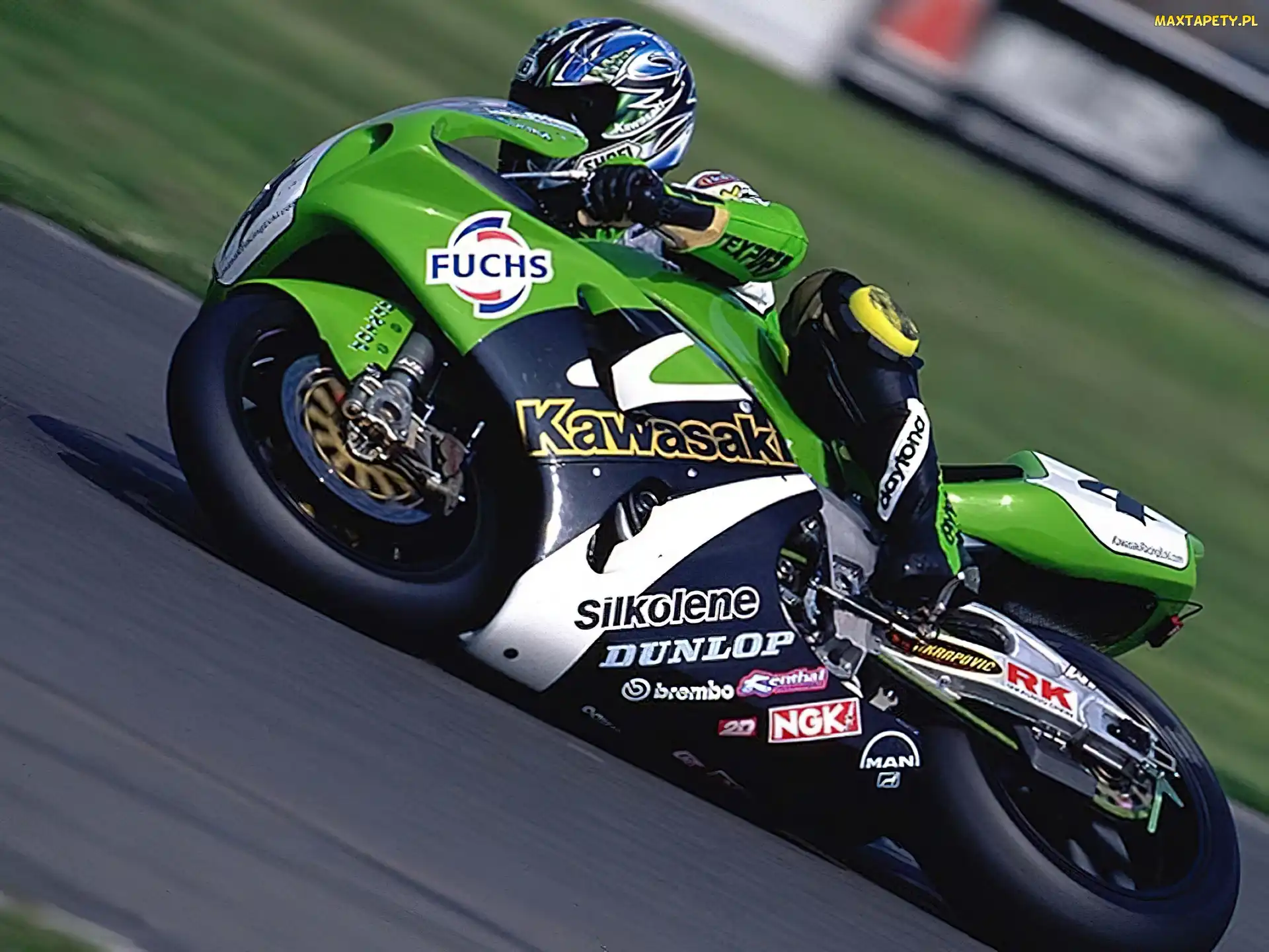 Motory Kawasaki, opony , światła , zielony, koła, siedzenie , kierownica, lusterka, tłumik