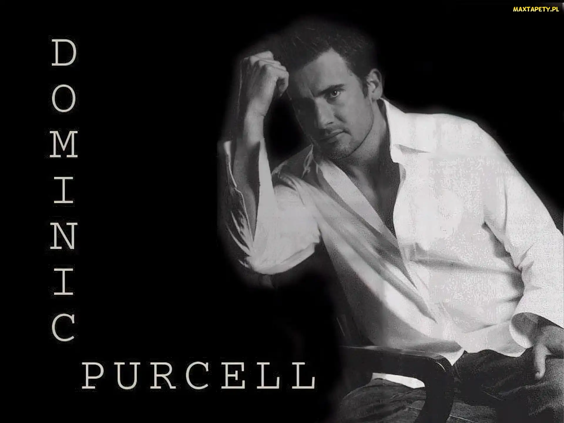 biała koszula, jeansy, Dominic Purcell