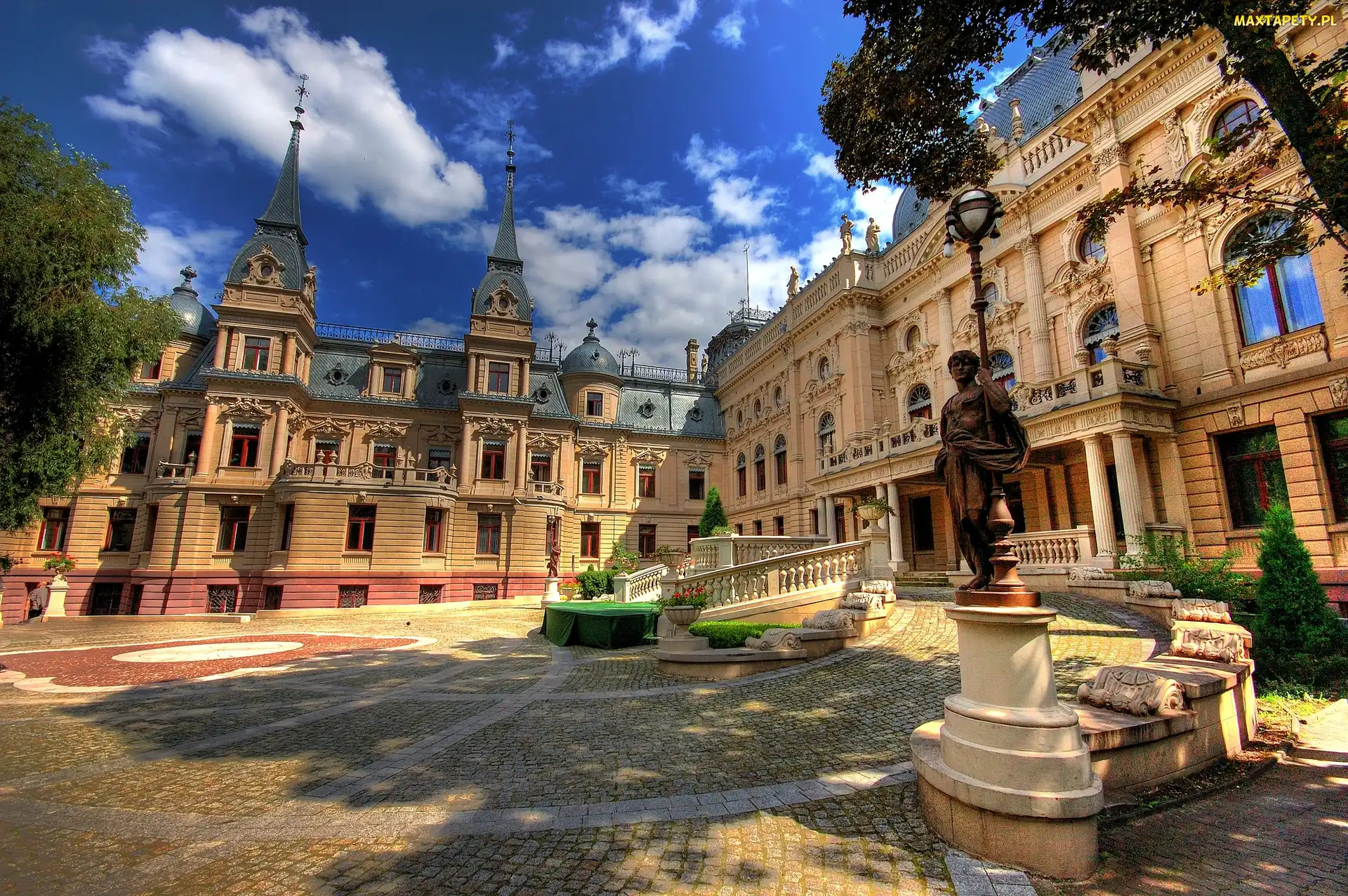 Pałac, Polska, Łódź