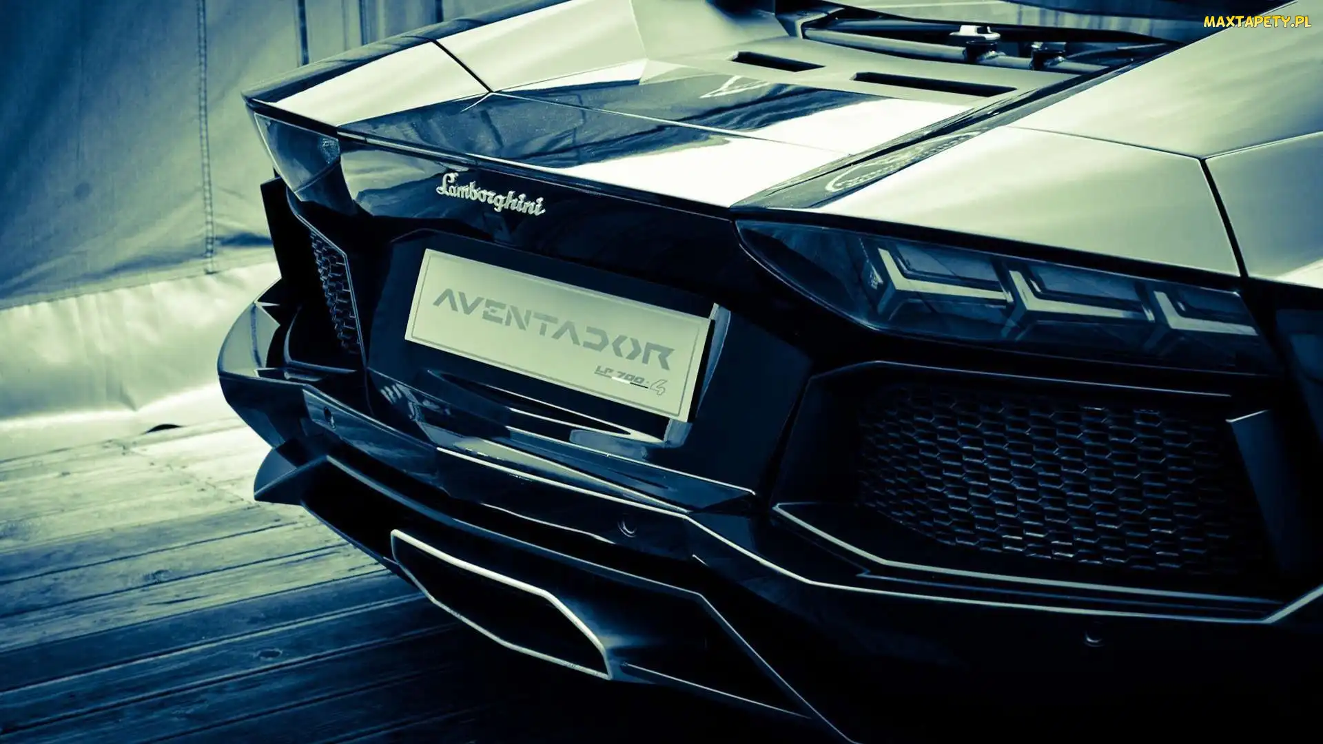Lamborghini, Avendator, Czarne