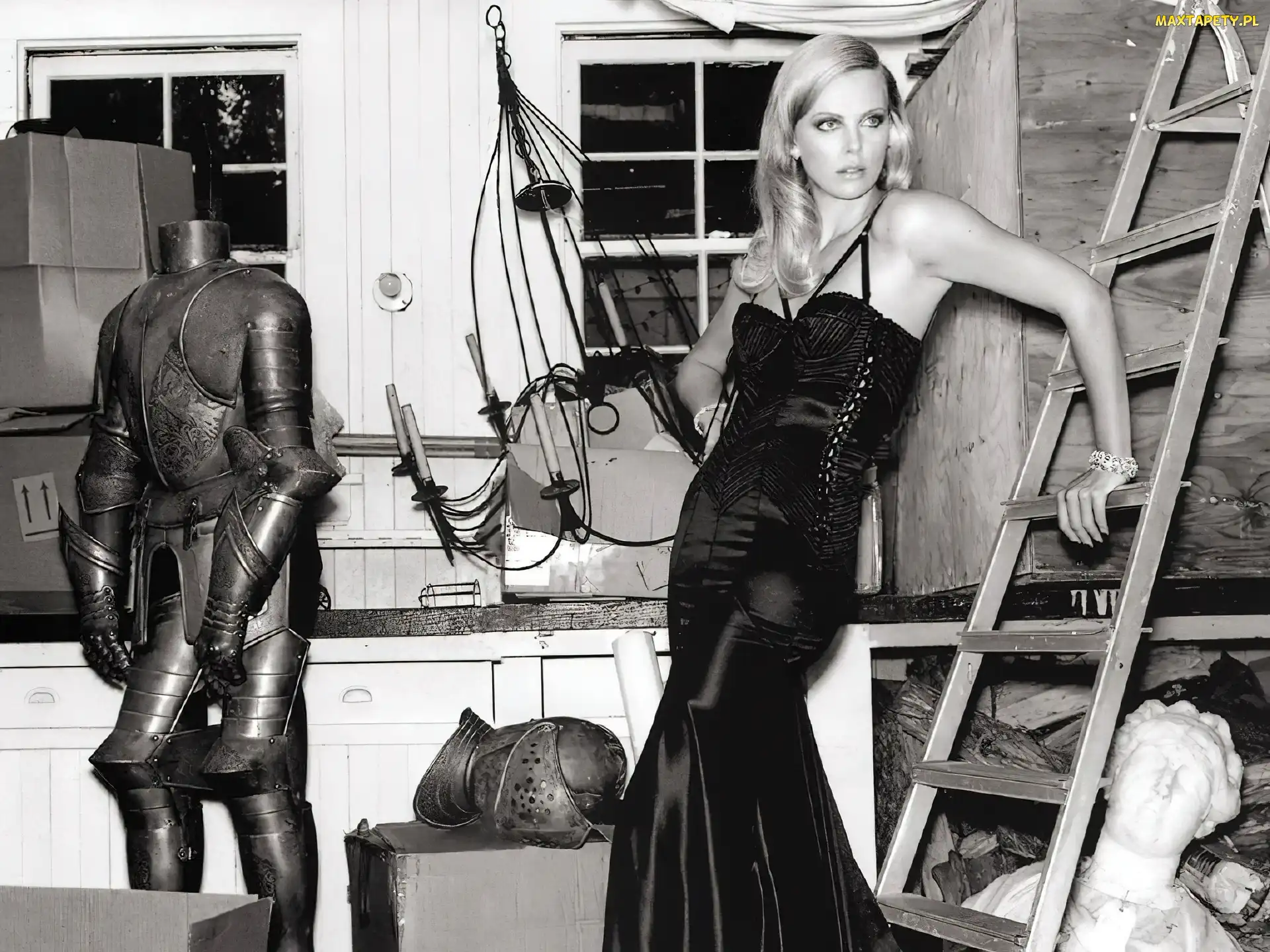 drabina, zbroja, Charlize Theron