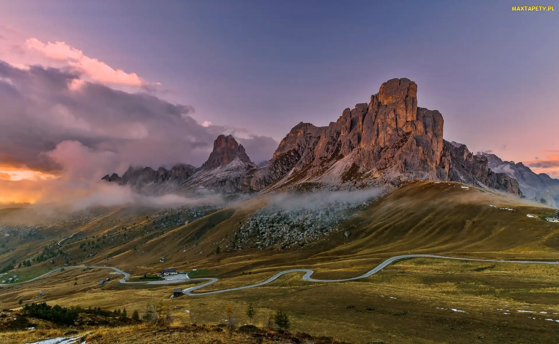 Droga, Passo di Giau, Dolomity, Mgła, Góry, Włochy, Prowincja Belluno