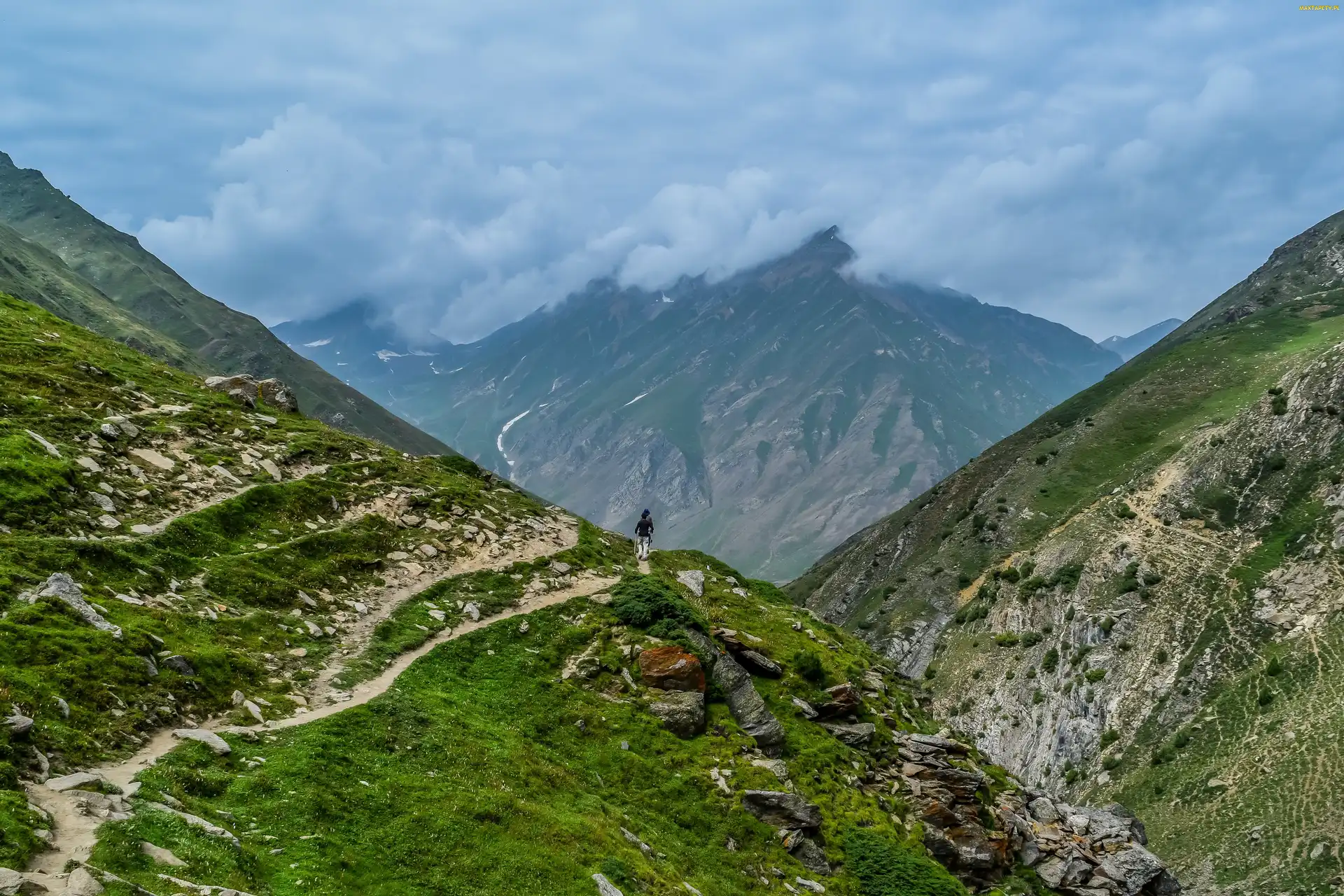 Ścieżki, Chmury, Kamienie, Turysta, Góry