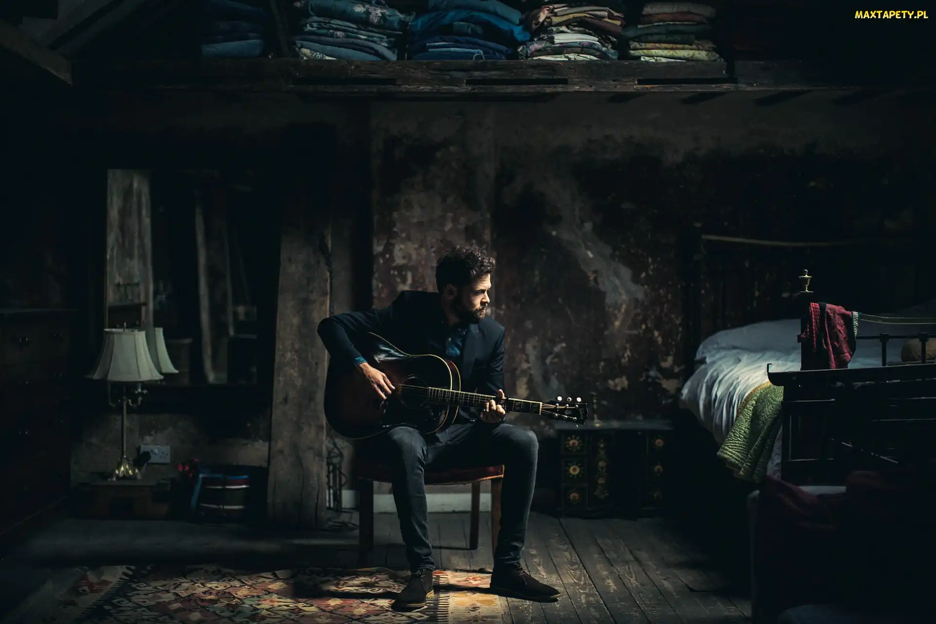 Wnętrze, Gitara, Mike Rosenberg, Piosenkarz