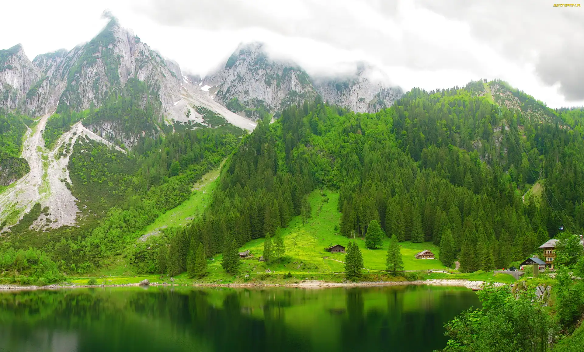 Budynki, Drzewa, Góry, Jezioro