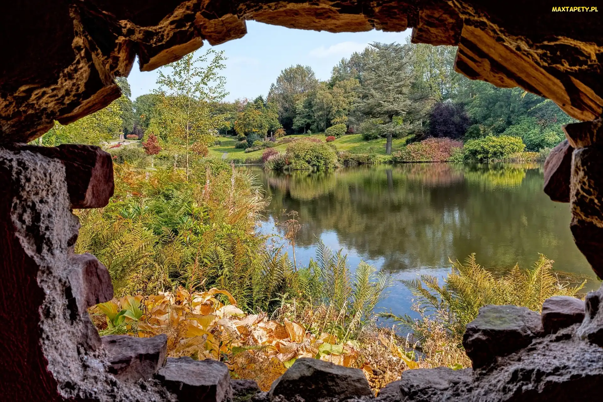 Mur, Rzeka, Park, Krzewy