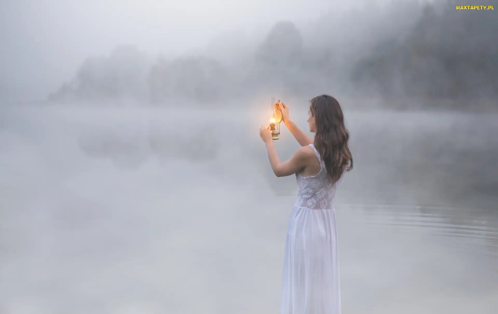 Kobieta, Mgła, Lampa