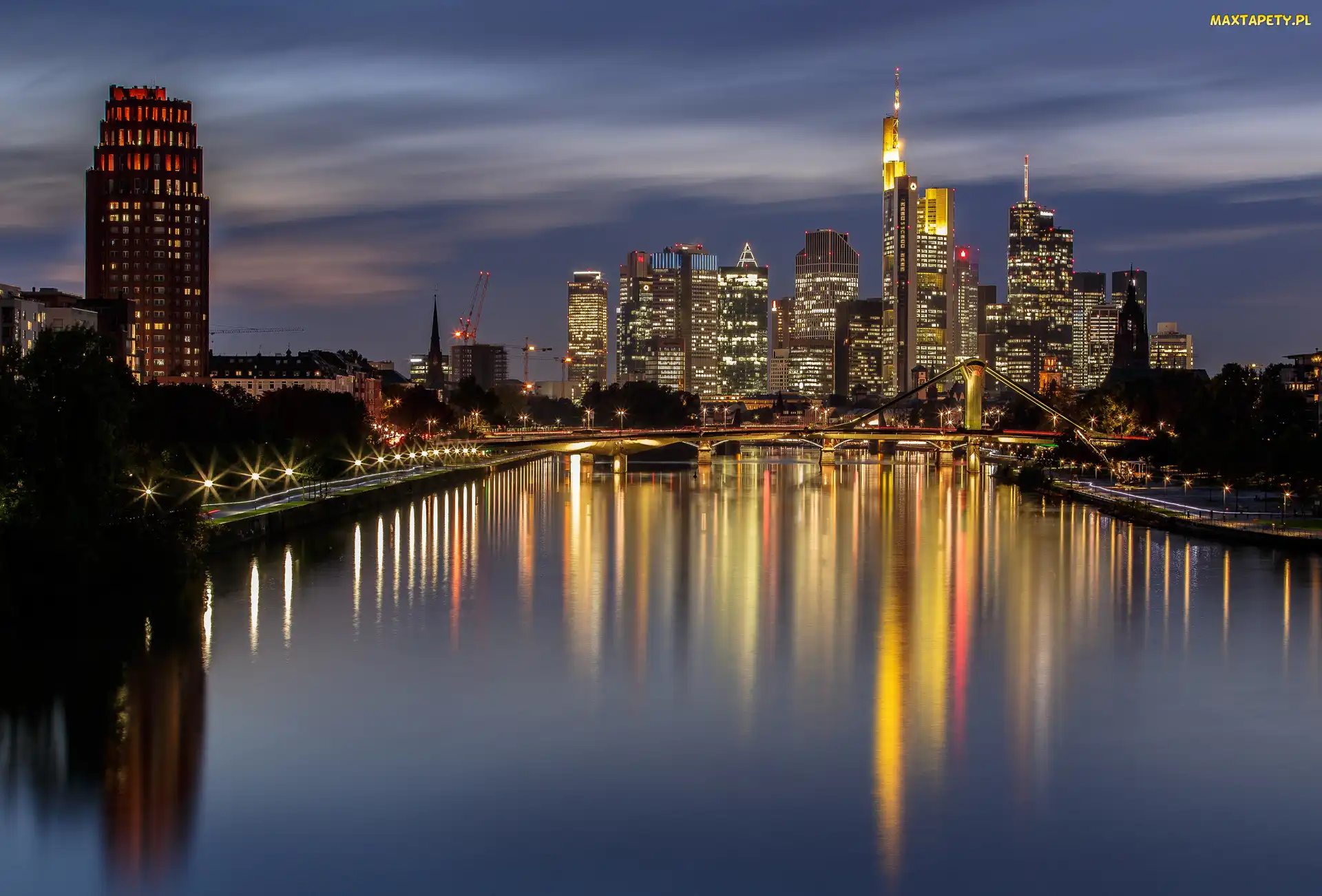 Frankfurt nad Menem, Most, Drapacze chmur, Niemcy