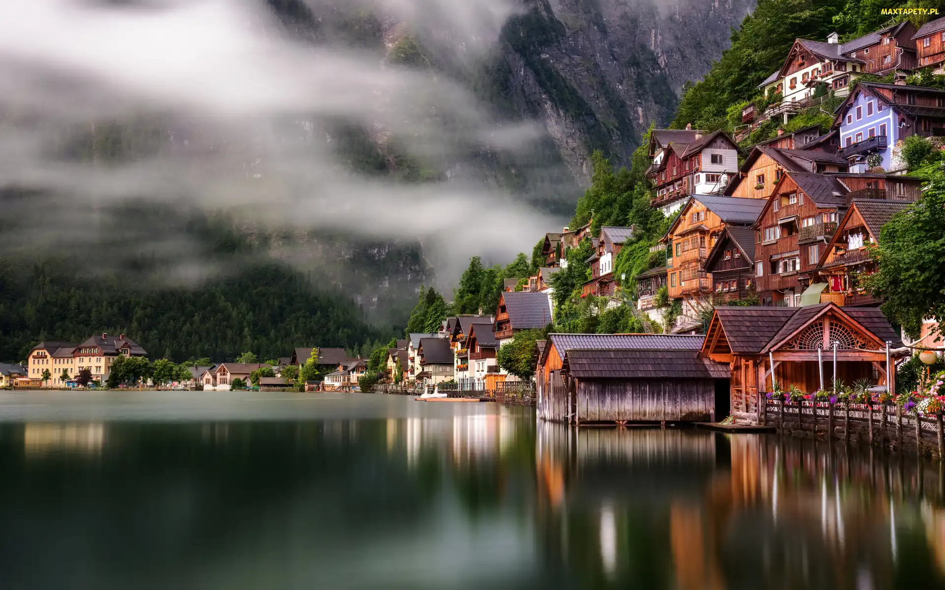 Mgła, Góry, Hallstatt, Austria, Jezioro Hallstättersee, Domy