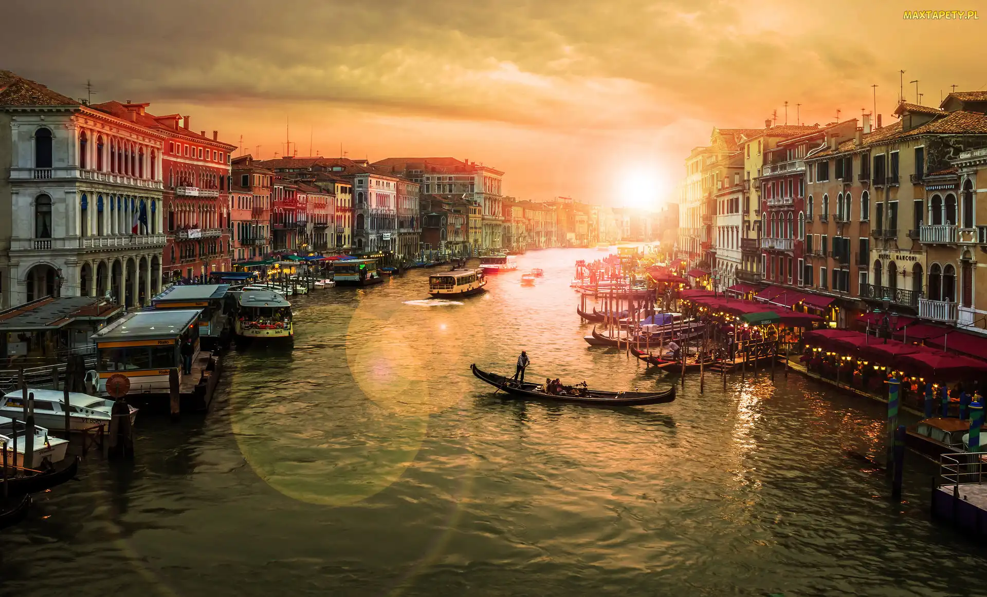 Domy, Gondole, Cieśnina Canal Grande, Kawiarenki, Łodzie, Wenecja, Kanał