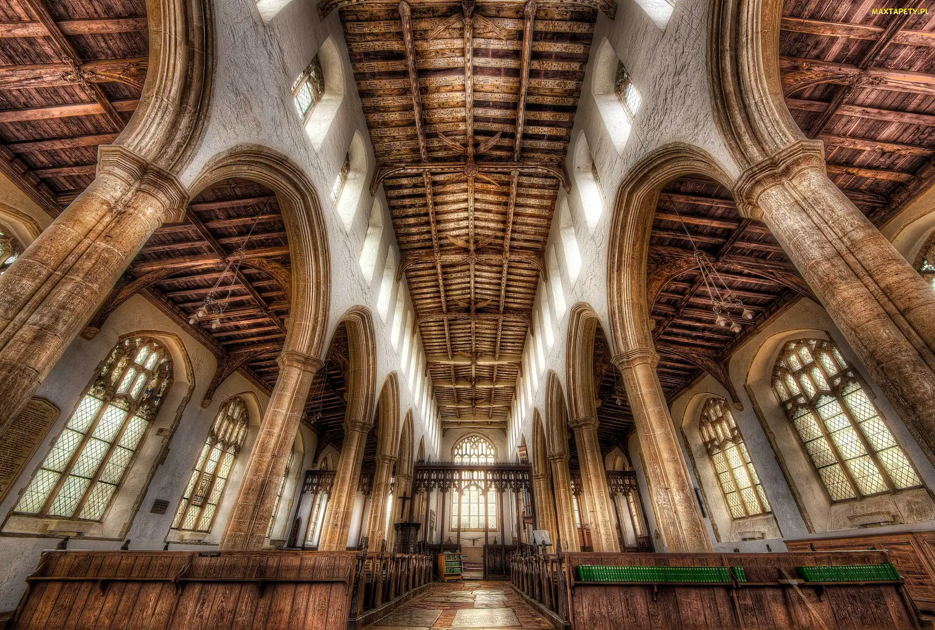 Blythburg, HDR, Kościół Świętej Trójcy, Wnętrze, Anglia