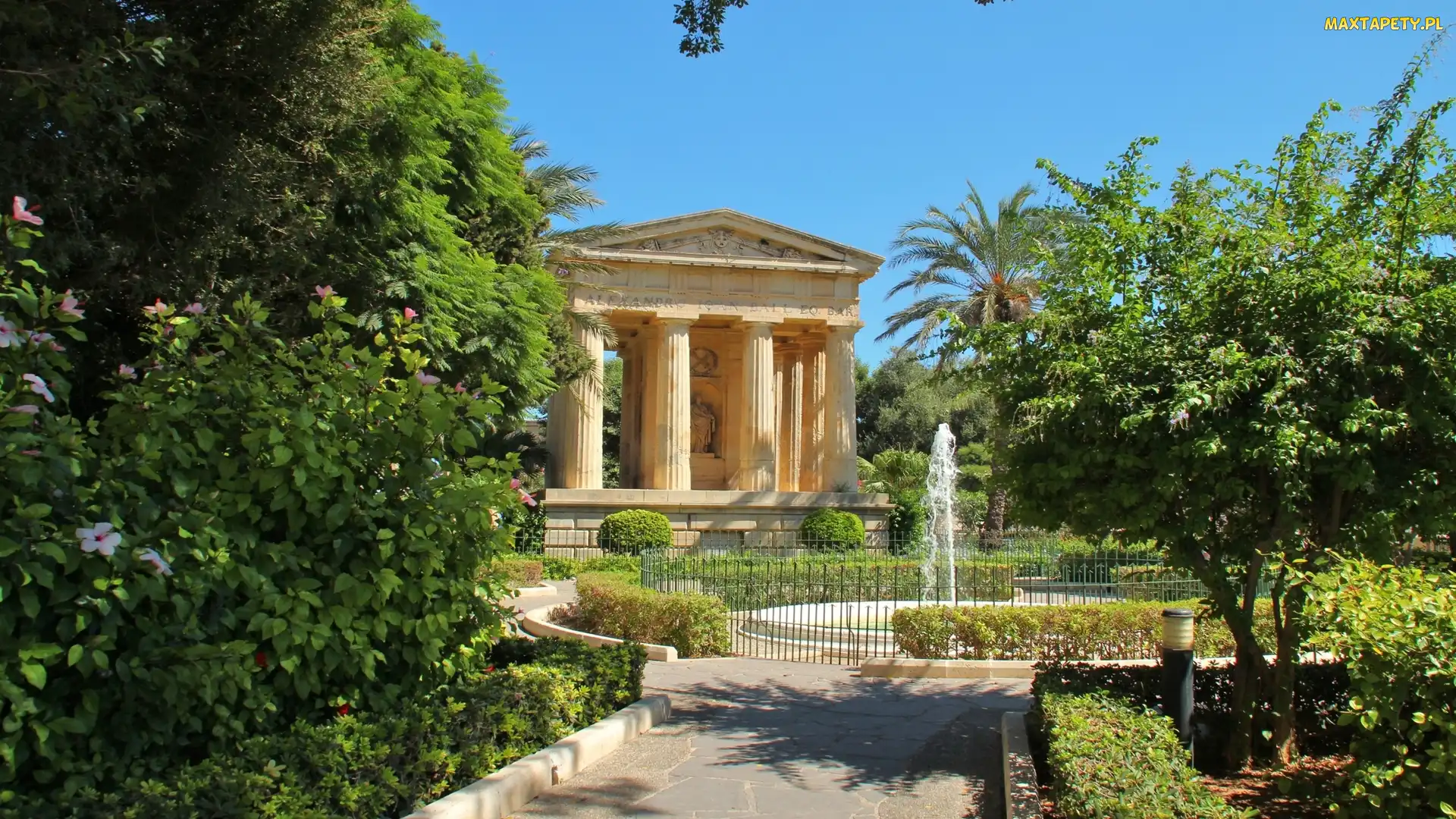 Malta, Valetta, Altana, Fontana, Drzewo, Park