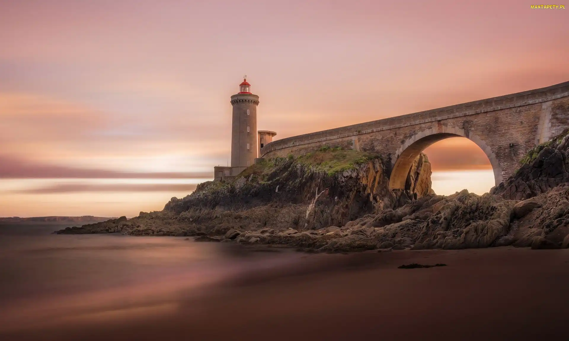 Bretania, Mosty, Latarnia morska Phare du Petit Minou, Plouzané, Francja