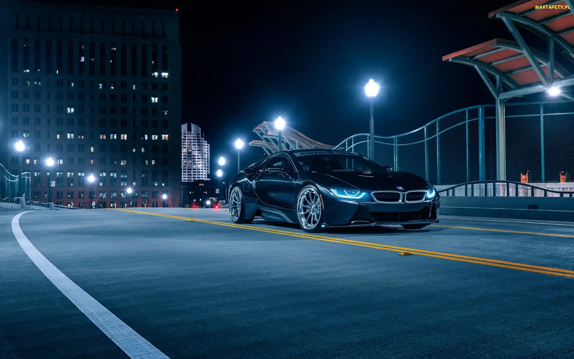 Droga, Noc, BMW i8, Miasto