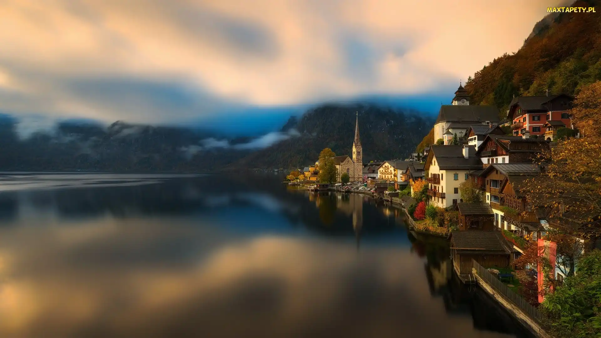 Góry, Domy, Hallstatt, Austria, Jezioro Hallstättersee, Kościół
