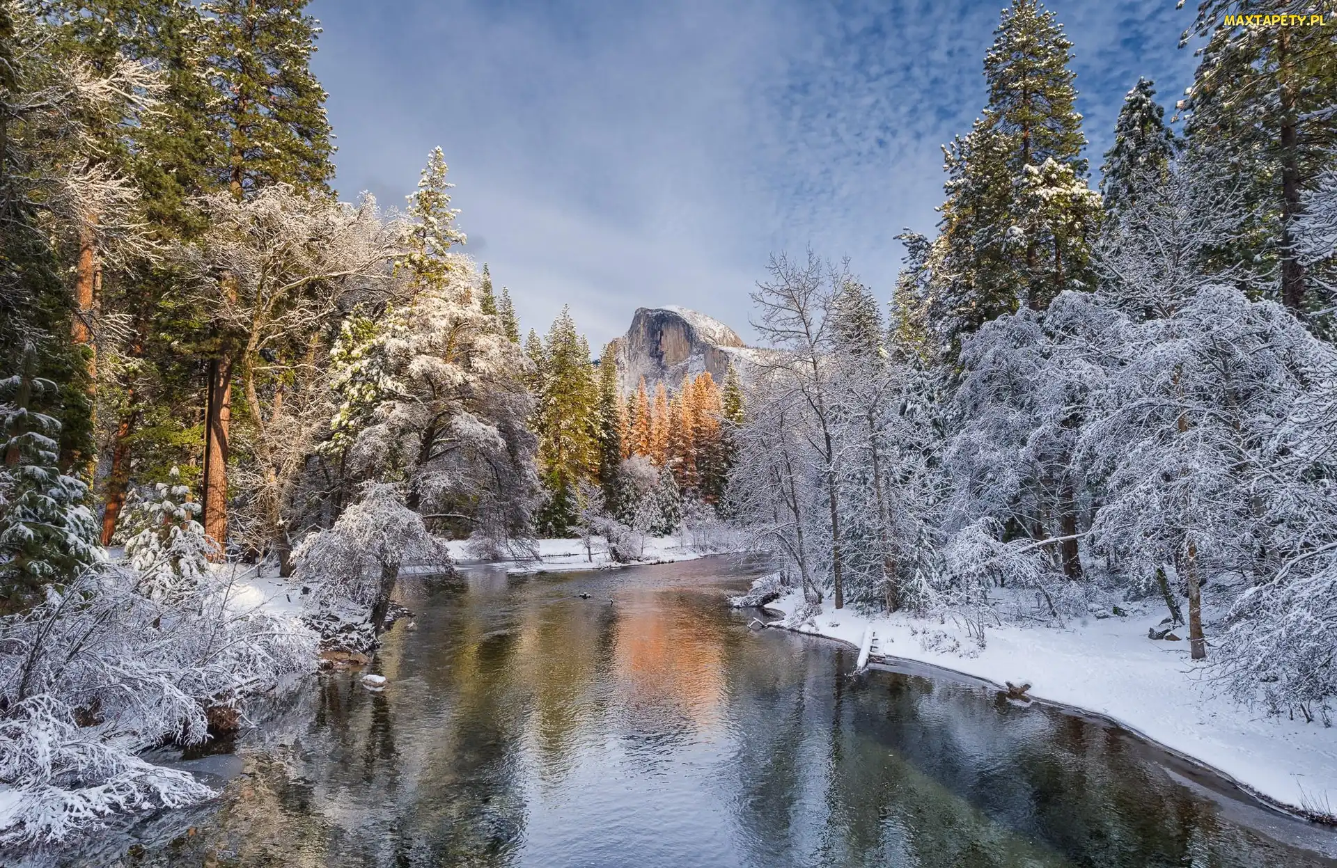 Góry, Rzeka Merced River, Stan Kalifornia, Las, Zima, Stany Zjednoczone, Park Narodowy Yosemite