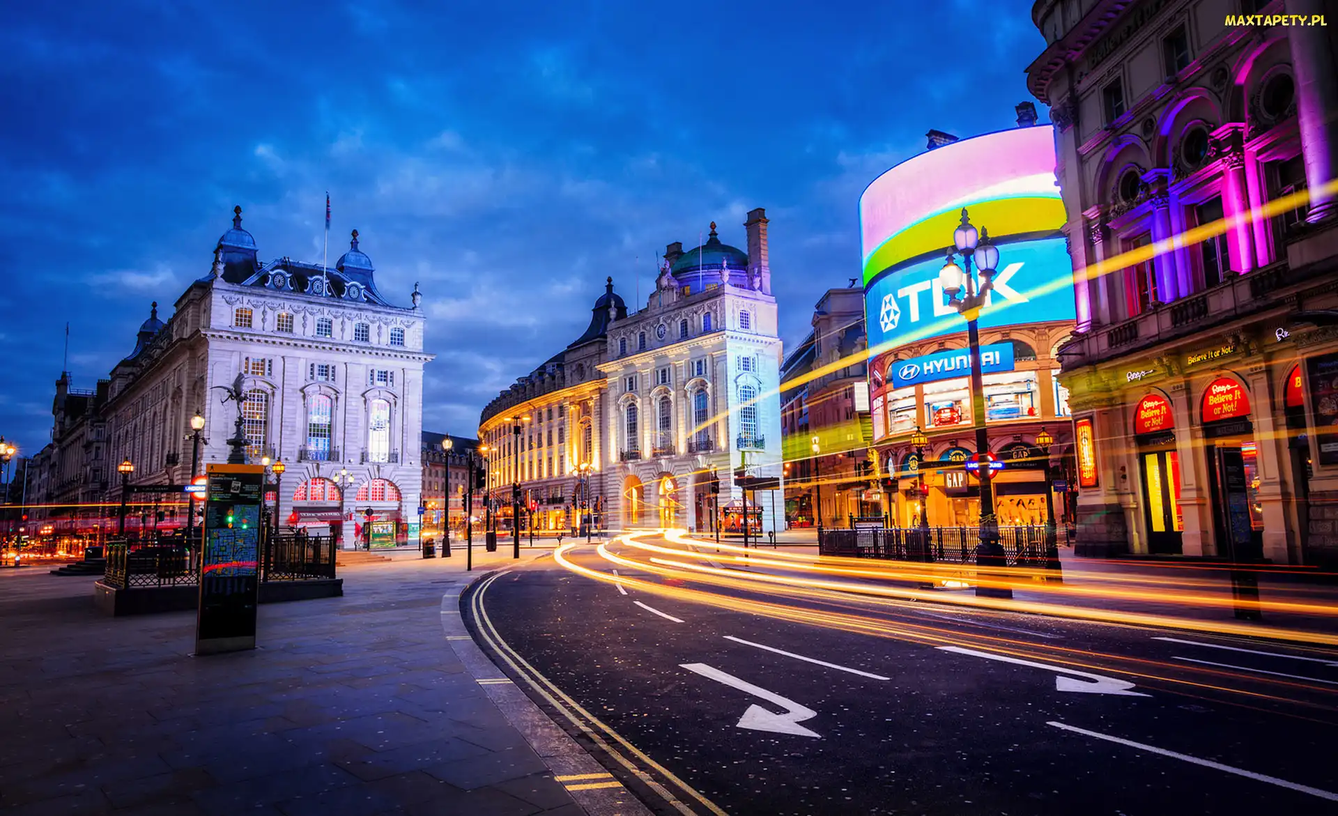 Domy, Światła, Londyn, Anglia, Plac Piccadilly Circus, Ulica