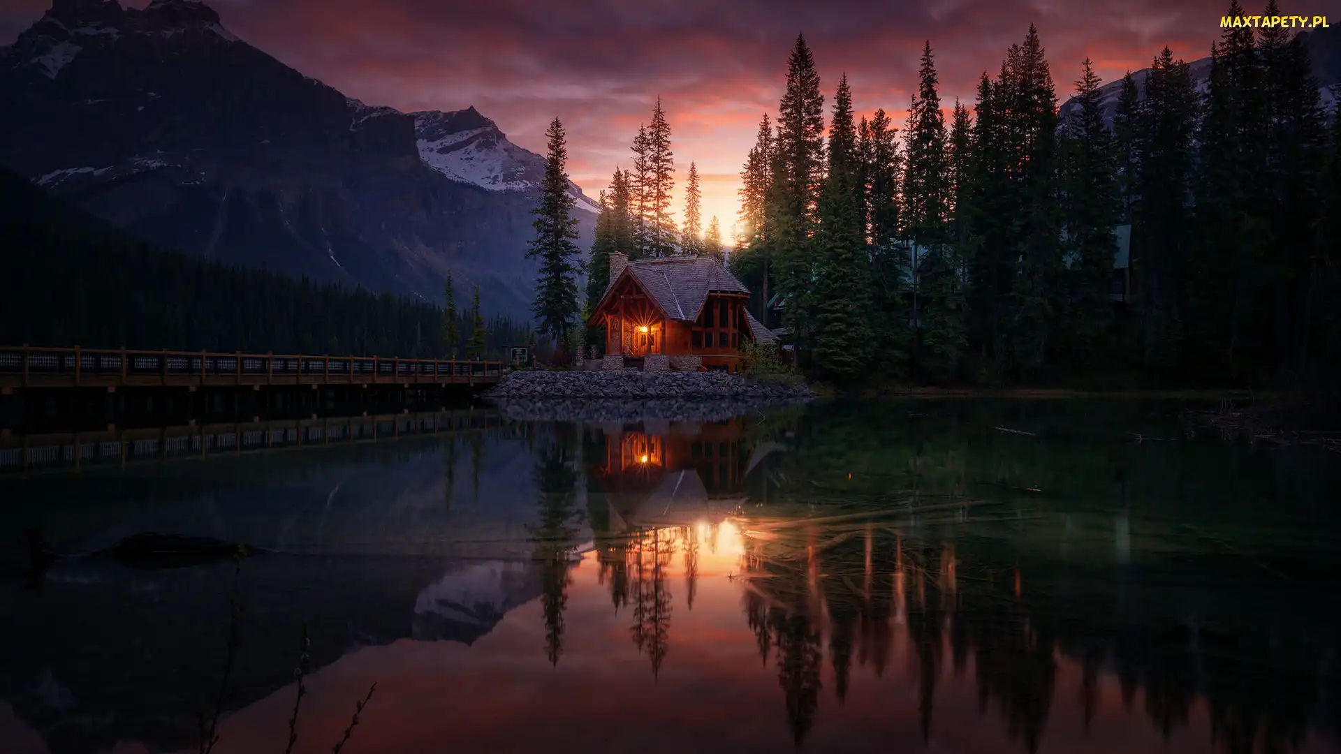 Dom, Drzewa, Park Narodowy Yoho, Most, Góry, Kanada, Jezioro Emerald Lake