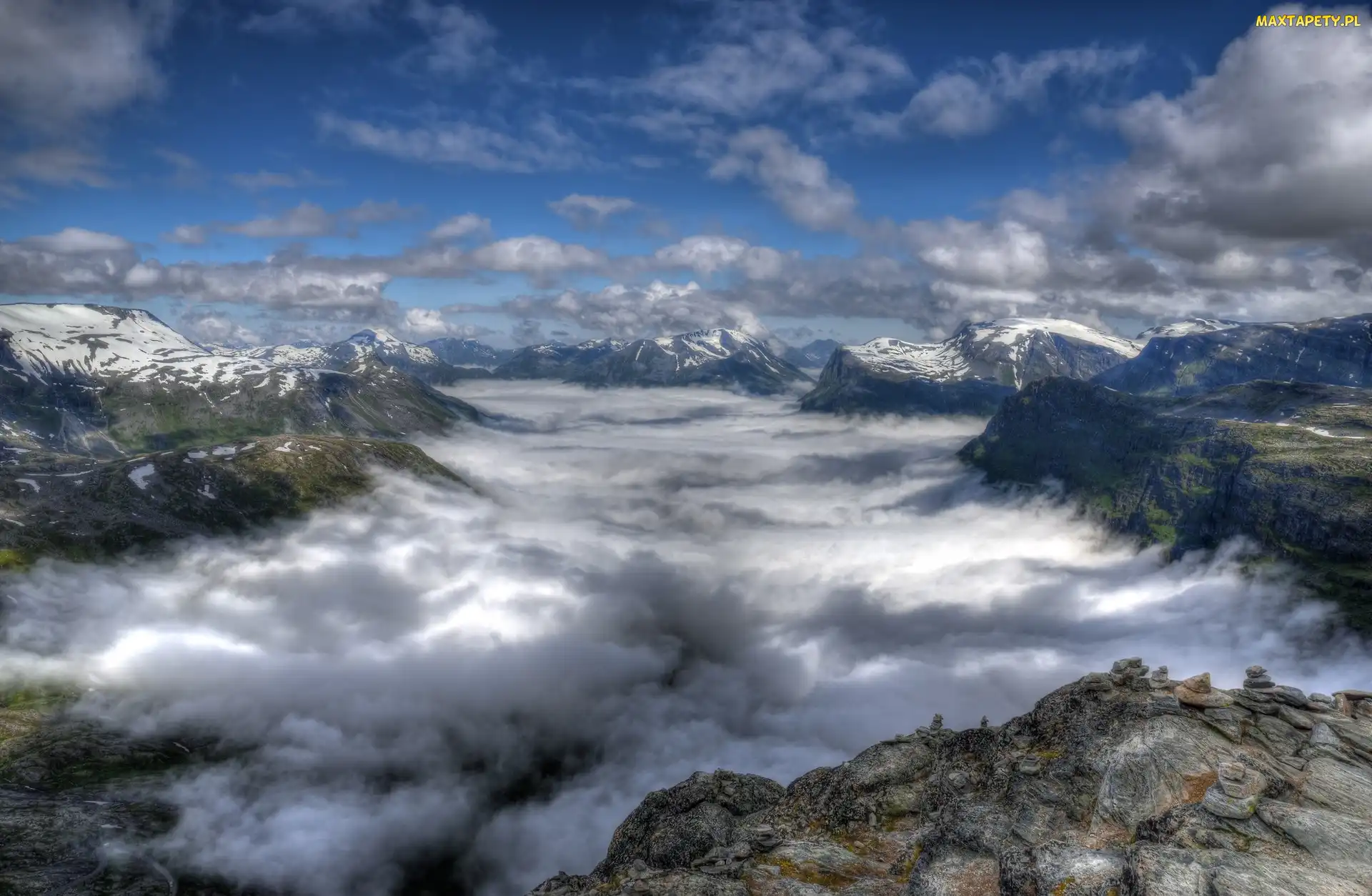 Region Møre og Romsdal, Chmury, Góry Skandynawskie, Wierzchołki, Norwegia