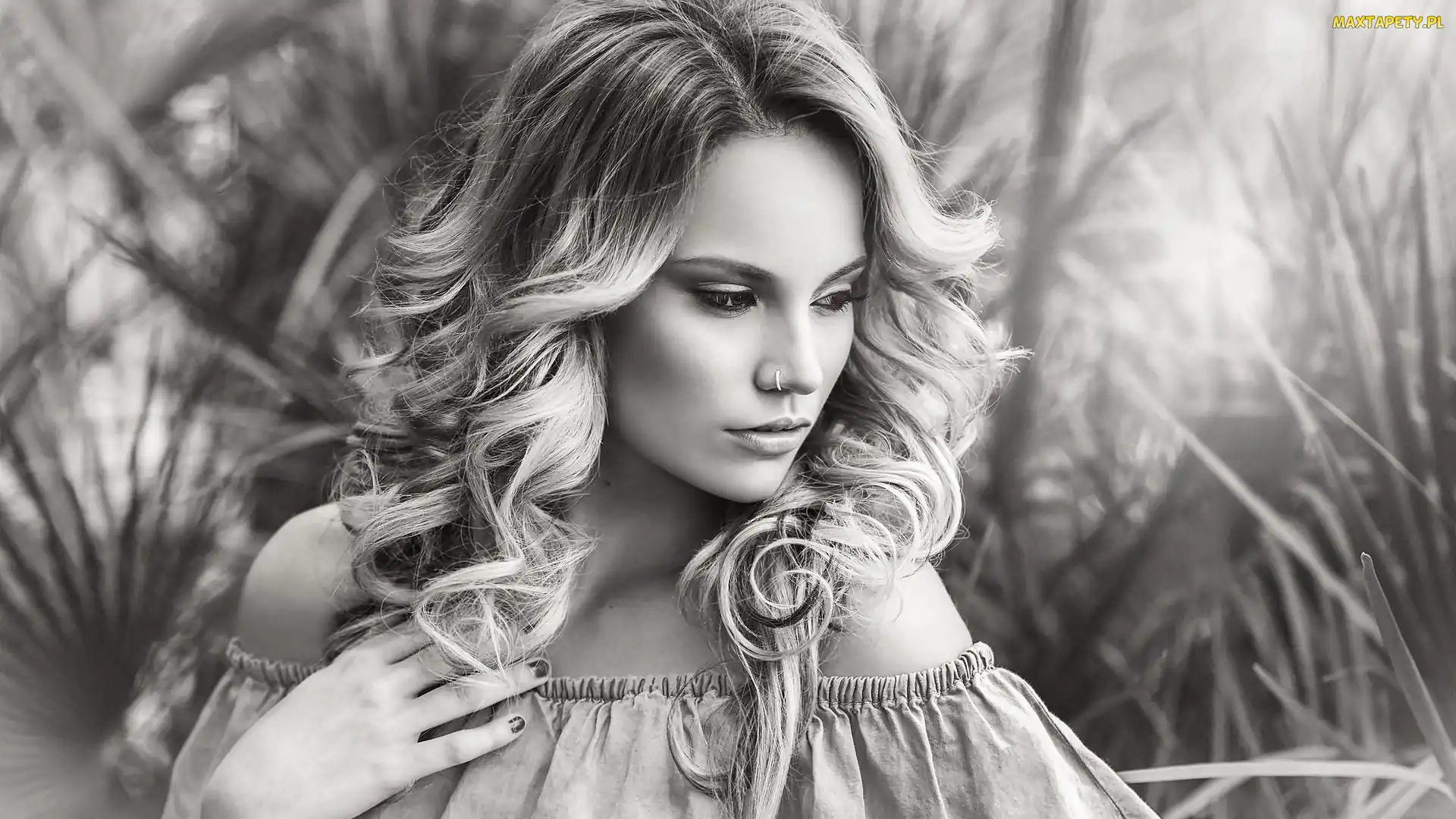 Modelka, Kobieta, Kolczyk, Czarno-białe, Blondynka, Piercing, Marina Martos