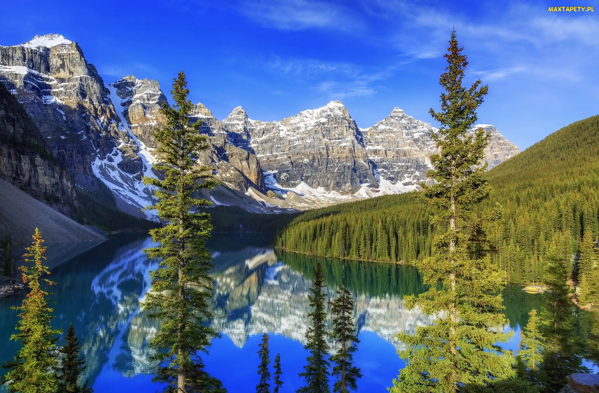 Kanada, Świerki, Góry, Odbicie, Rzeka, Jezioro Moraine, Prowincja Alberta, Park Narodowy Banff, Dolina Valley of the Ten Peaks