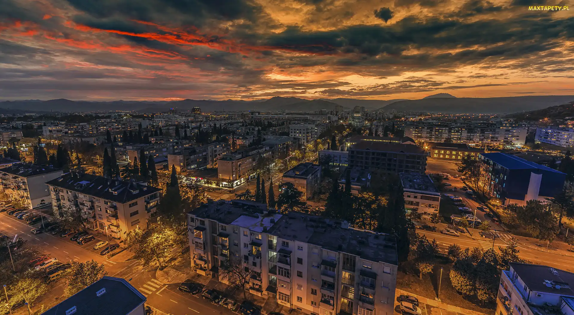 Domy, Noc, Czarnogóra, Podgorica