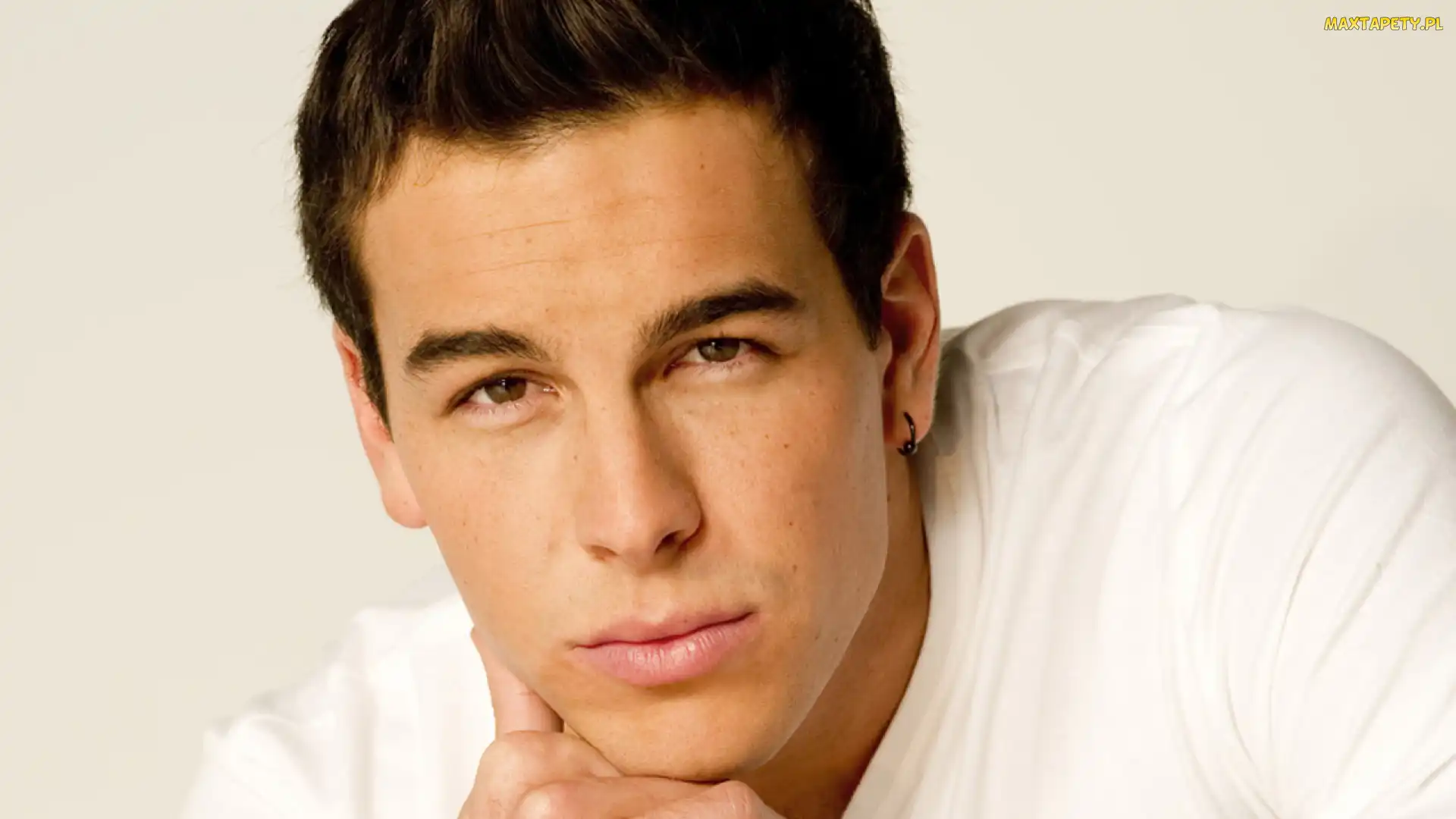 Aktor, Mario Casas, Mężczyzna