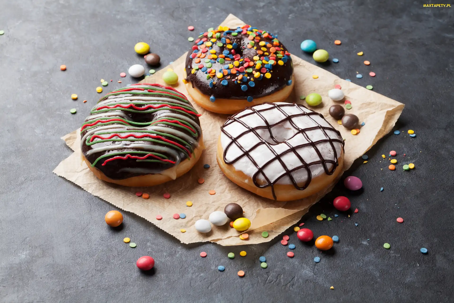 Cukierki, Donuty, Trzy, Pączki